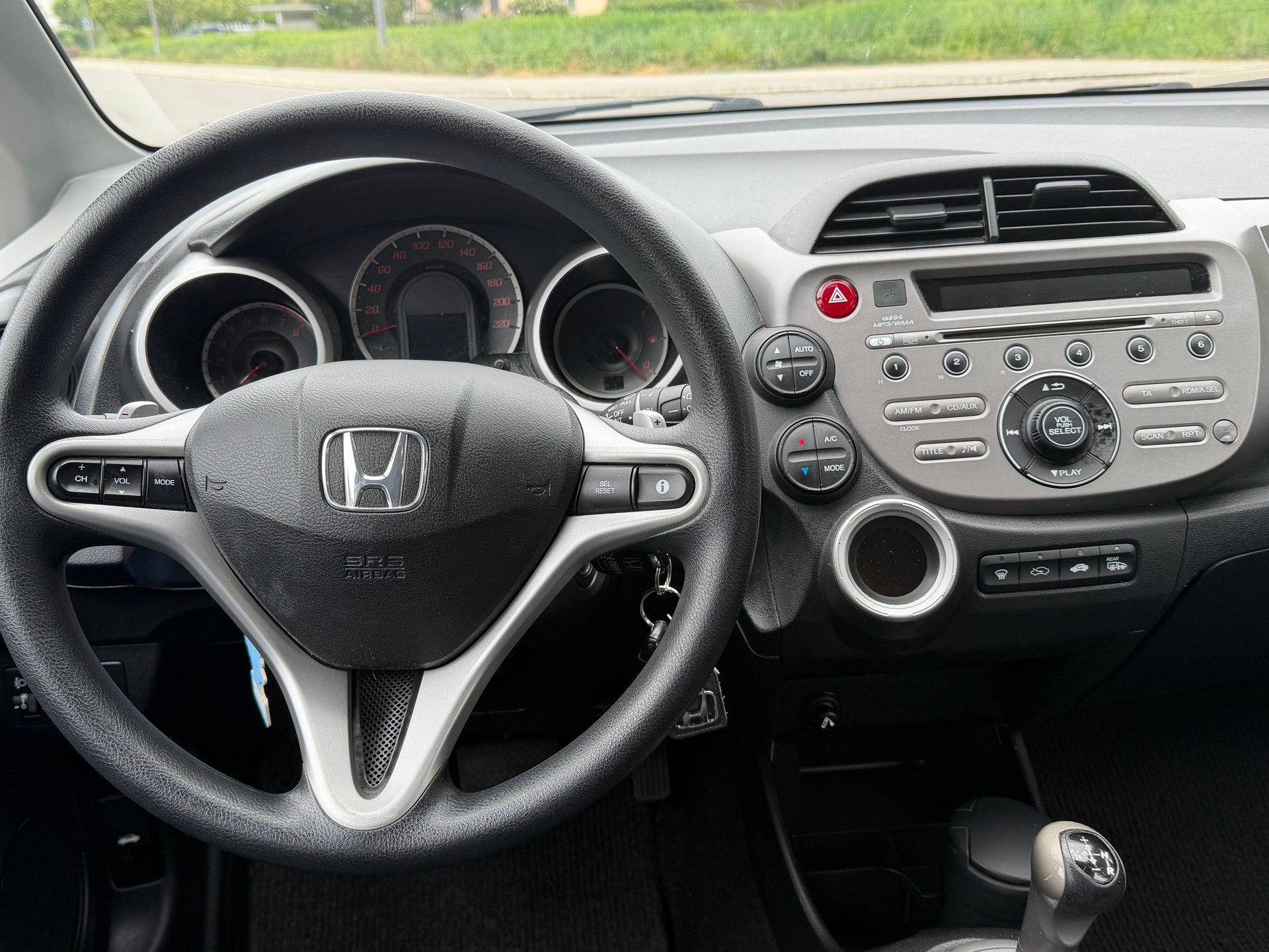 HONDA Jazz 1.4i Comfort i-Shift-image-8