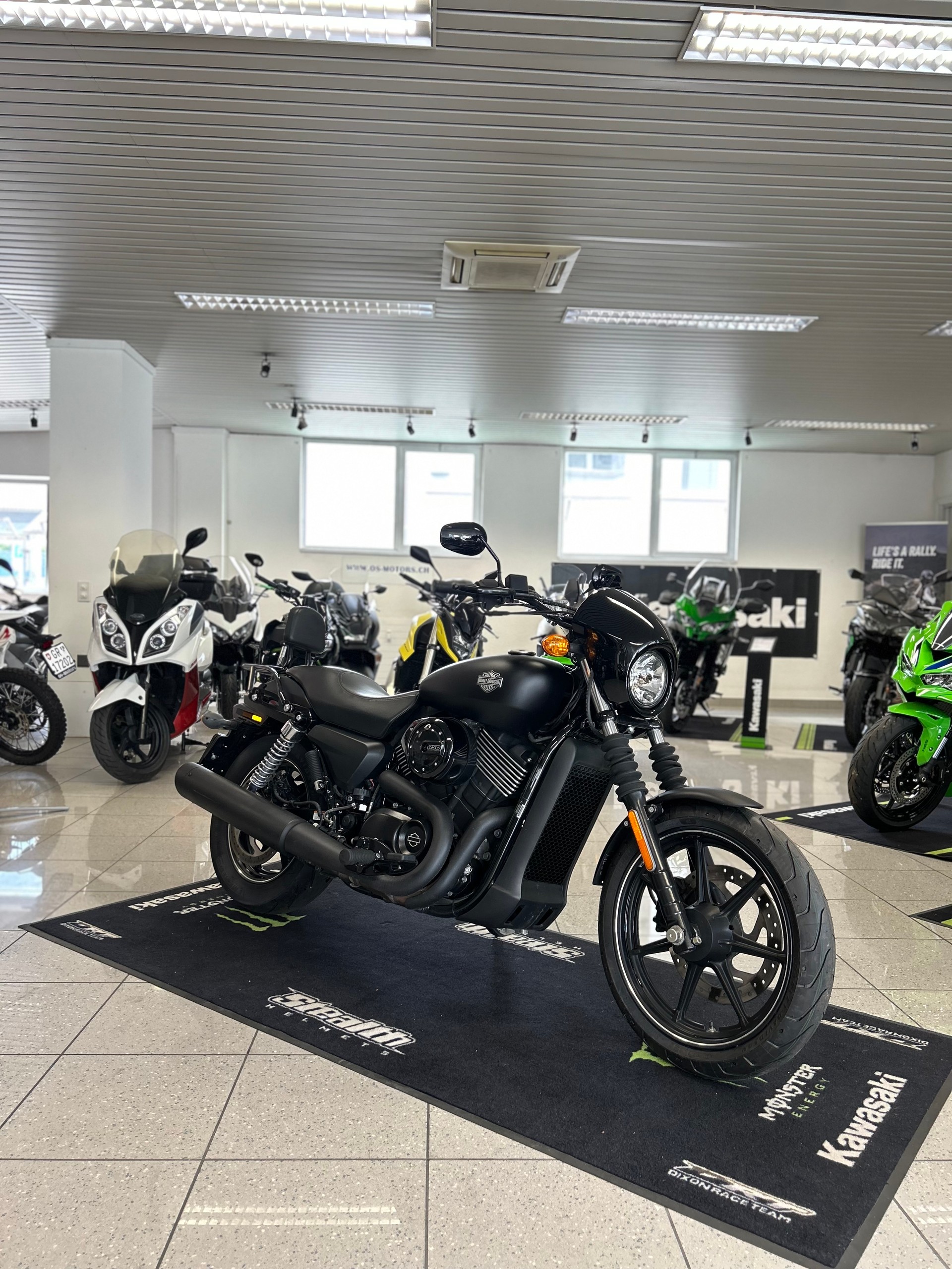 HARLEY-DAVIDSON XG 750 Street