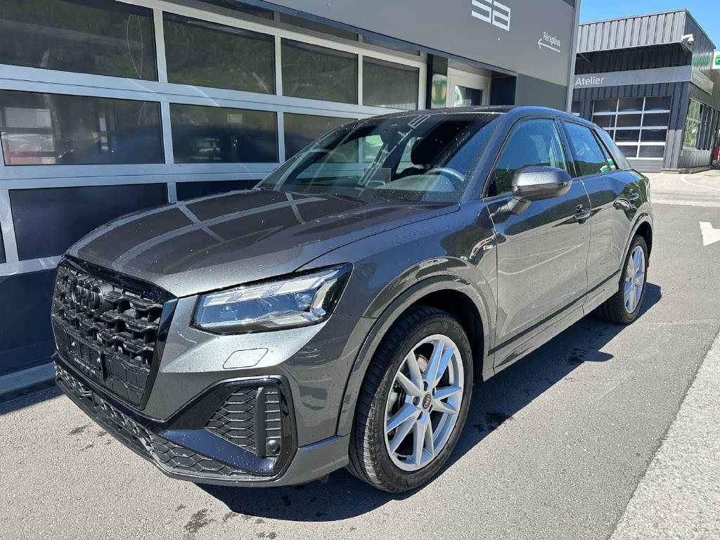 AUDI Q2 2.0 40 TFSI S Line quattro S-Tronic-showroom-element-1