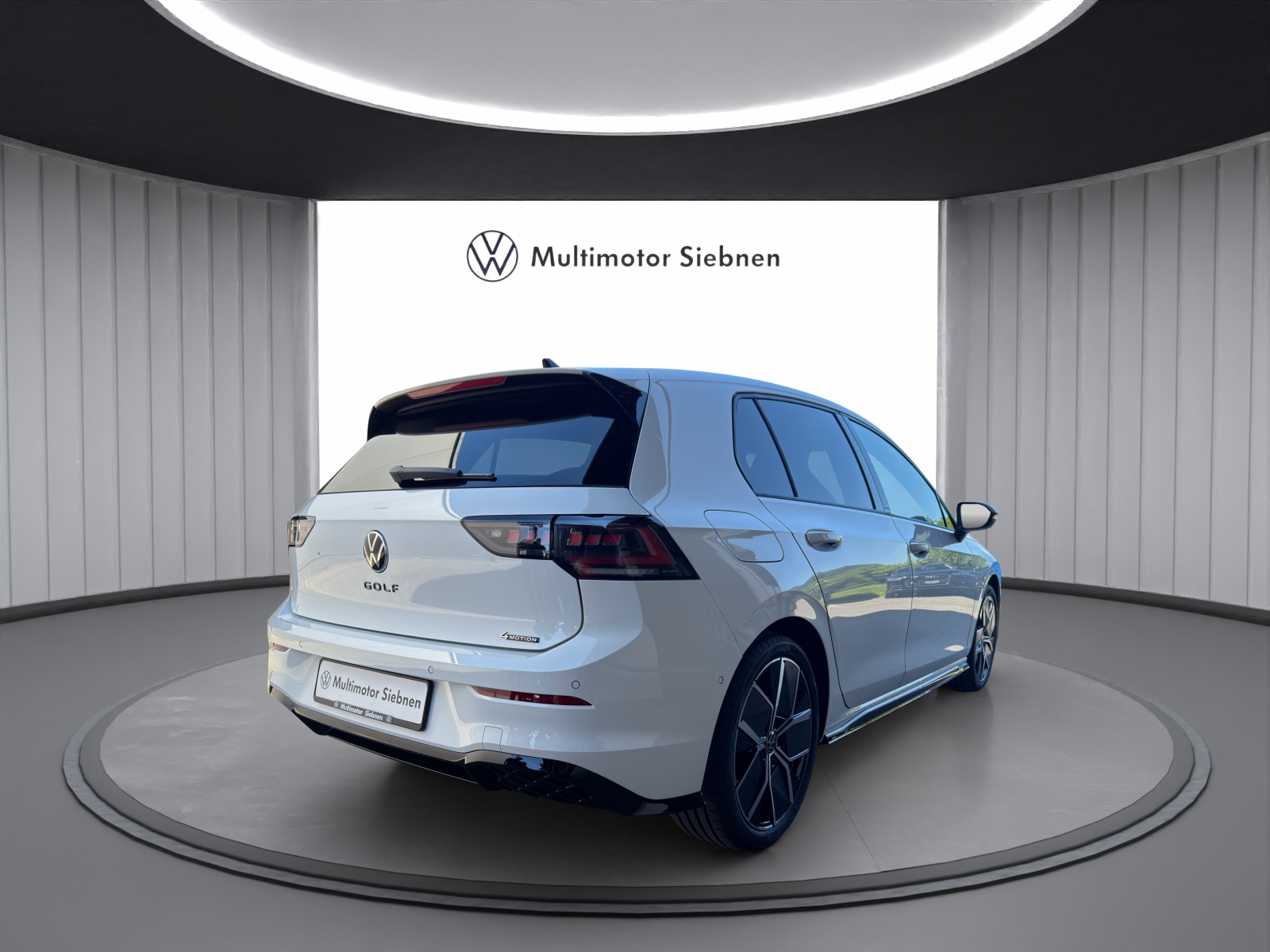 VW Golf 2.0 TSI R-Line DSG 4 Motion-image-4