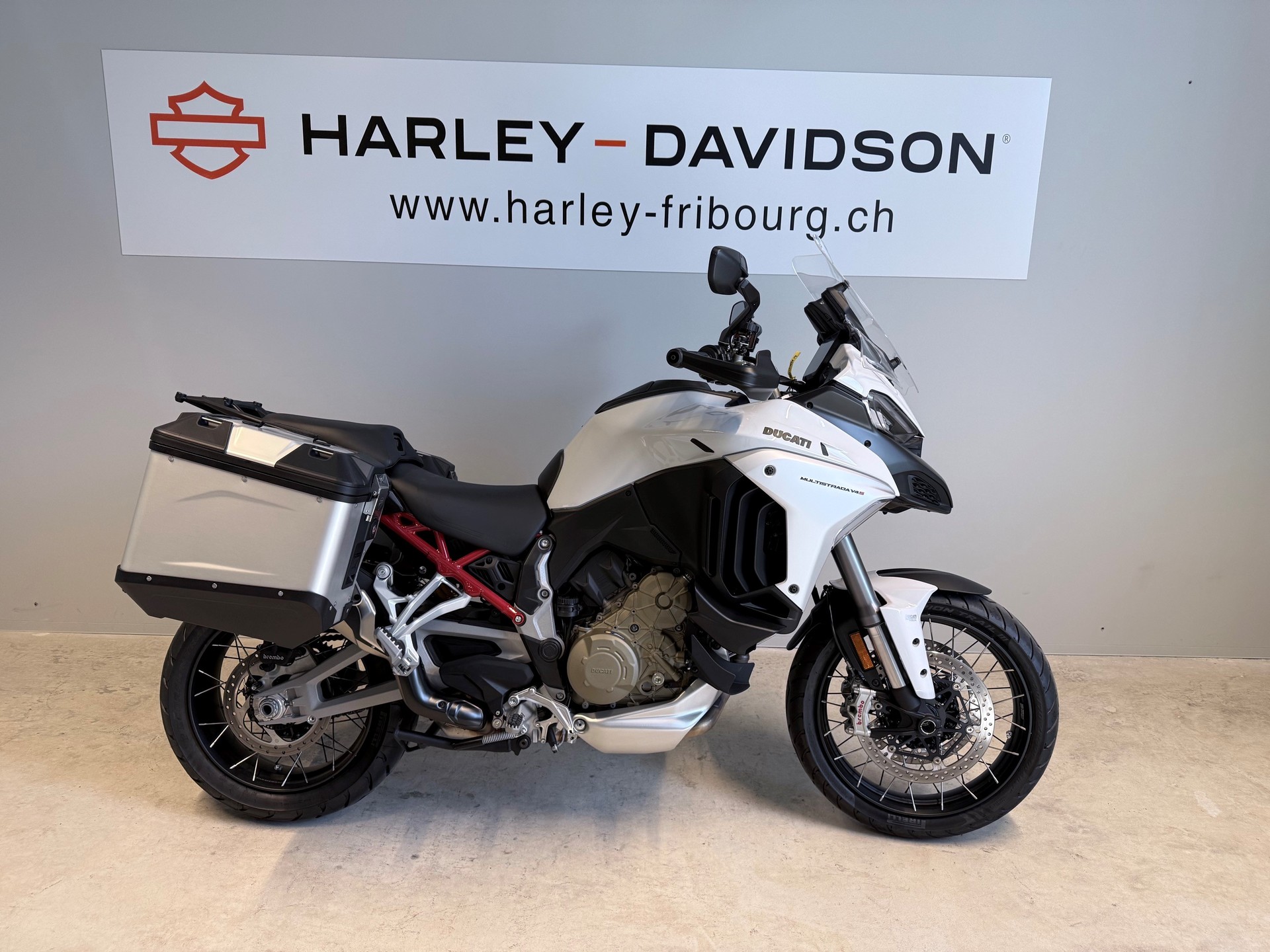 DUCATI Multistrada V4 S Radar Speichen Felgen