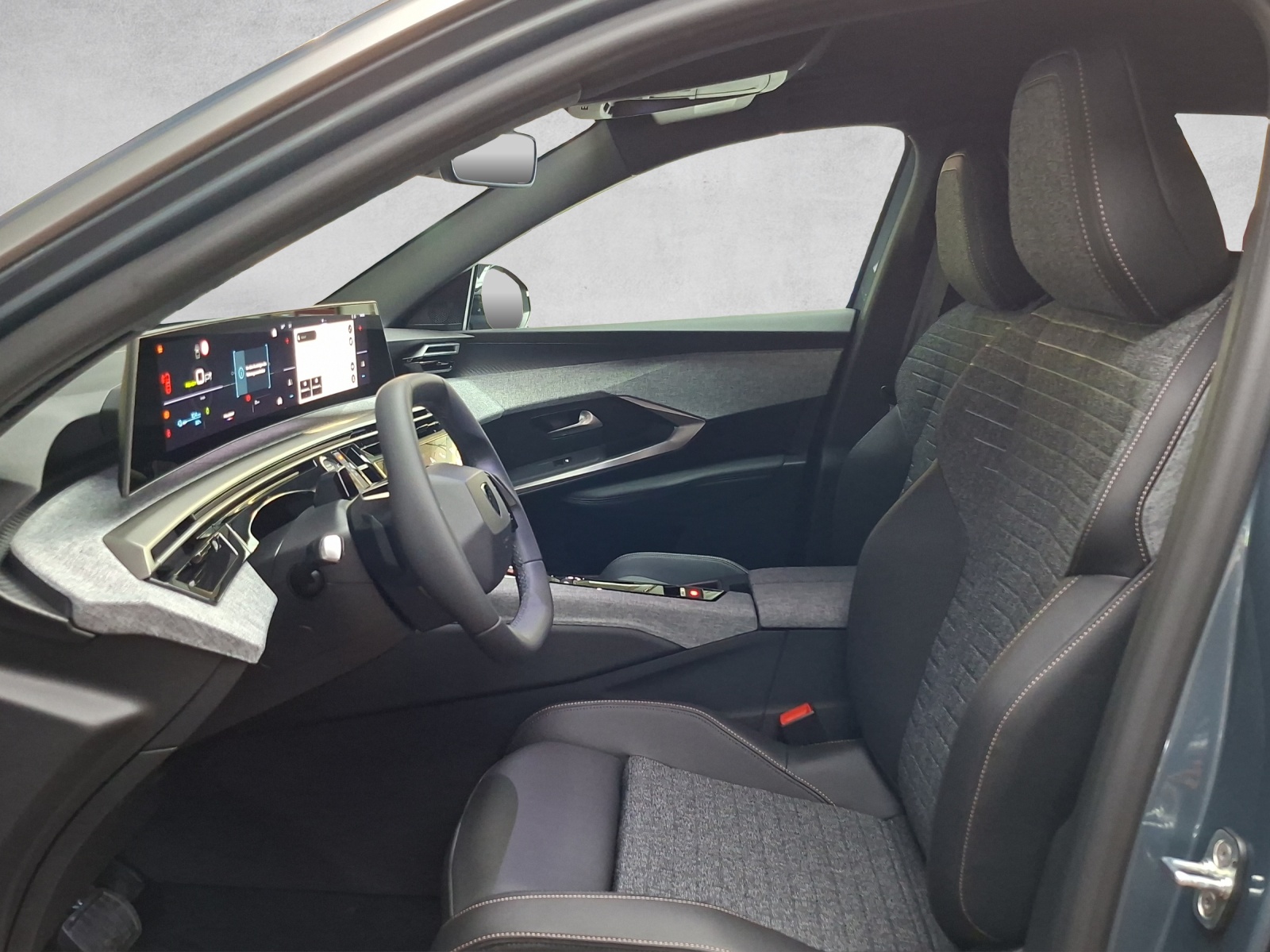PEUGEOT 3008 e-Allure Premium AWD-image-12