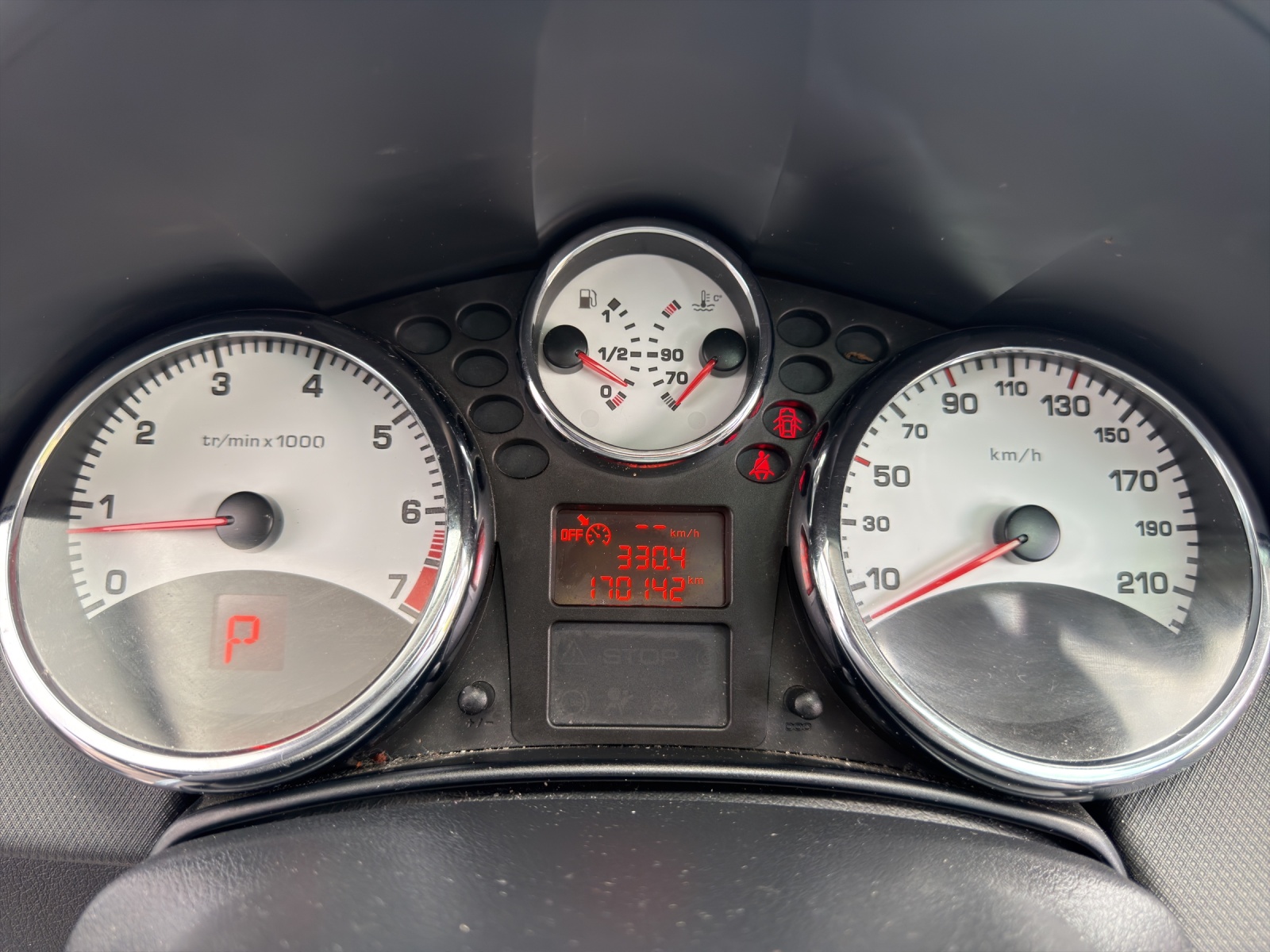 PEUGEOT 207 SW 1.6 16V Sport Automatic-image-10