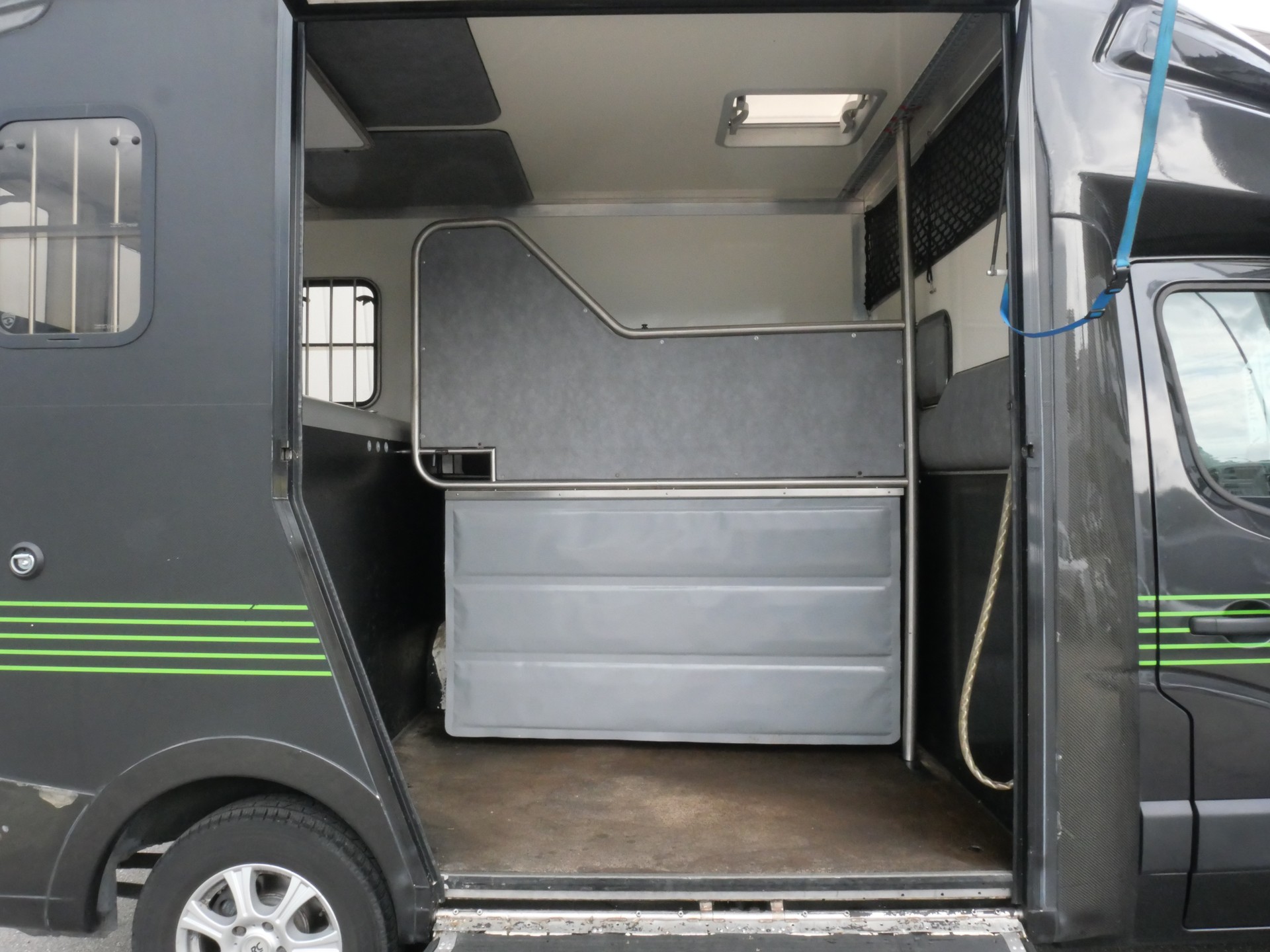 RENAULT Paragan Pferdetransporter Selbstfahrer-image-11