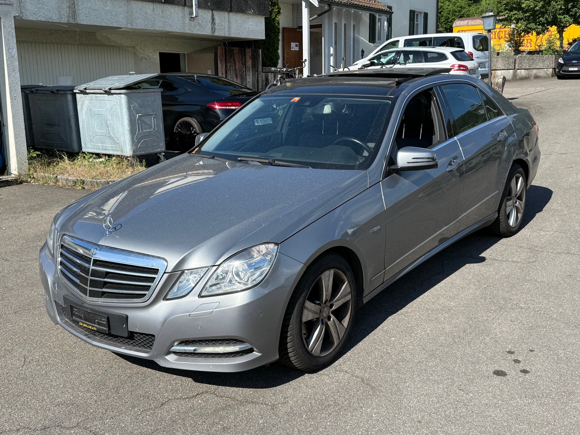MERCEDES-BENZ E350 CDI 4Matic Limo. Vollaustattung-image-0