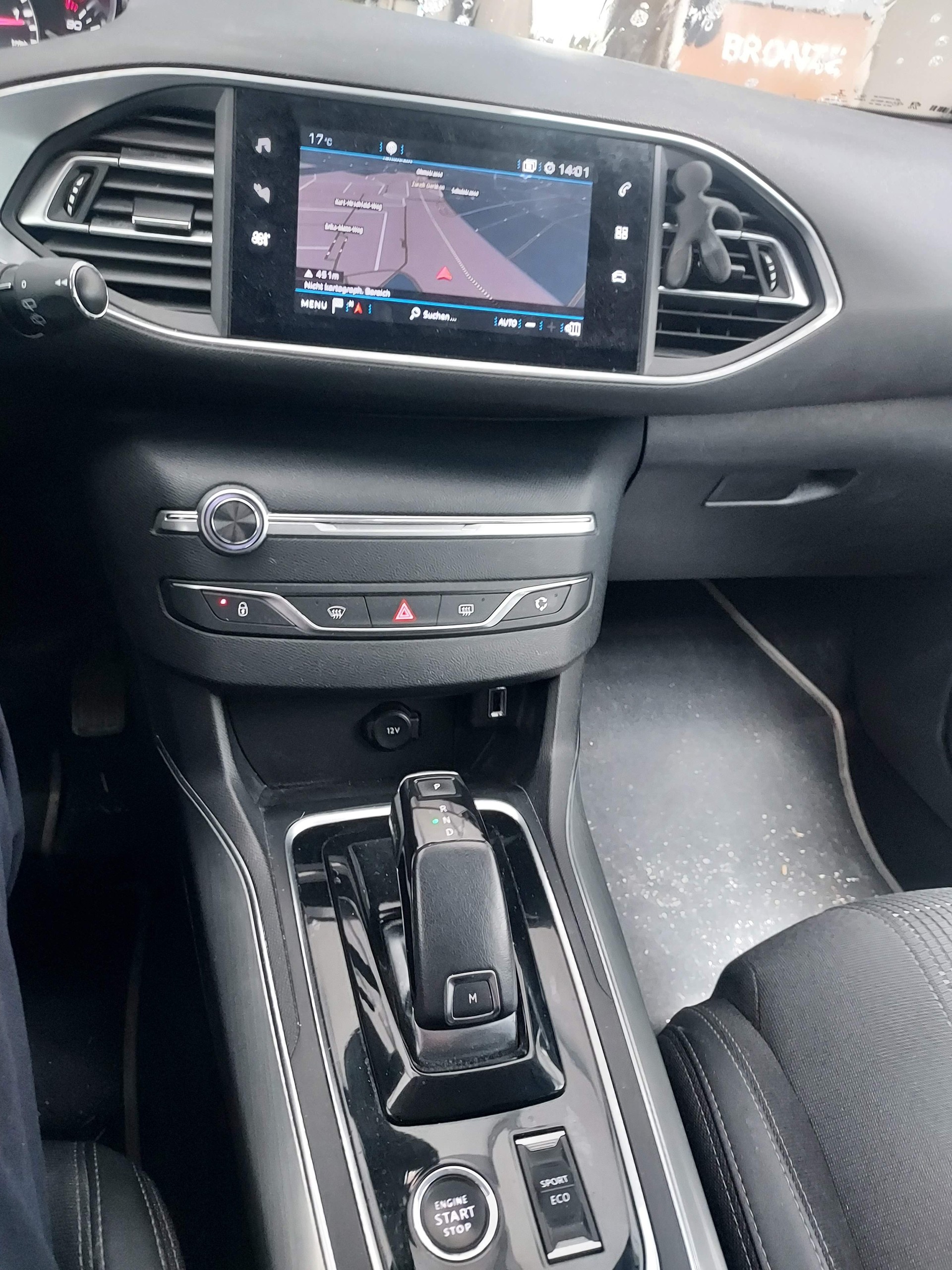 PEUGEOT 308 SW 1.5 BlueHDI Business Line EAT8-image-7