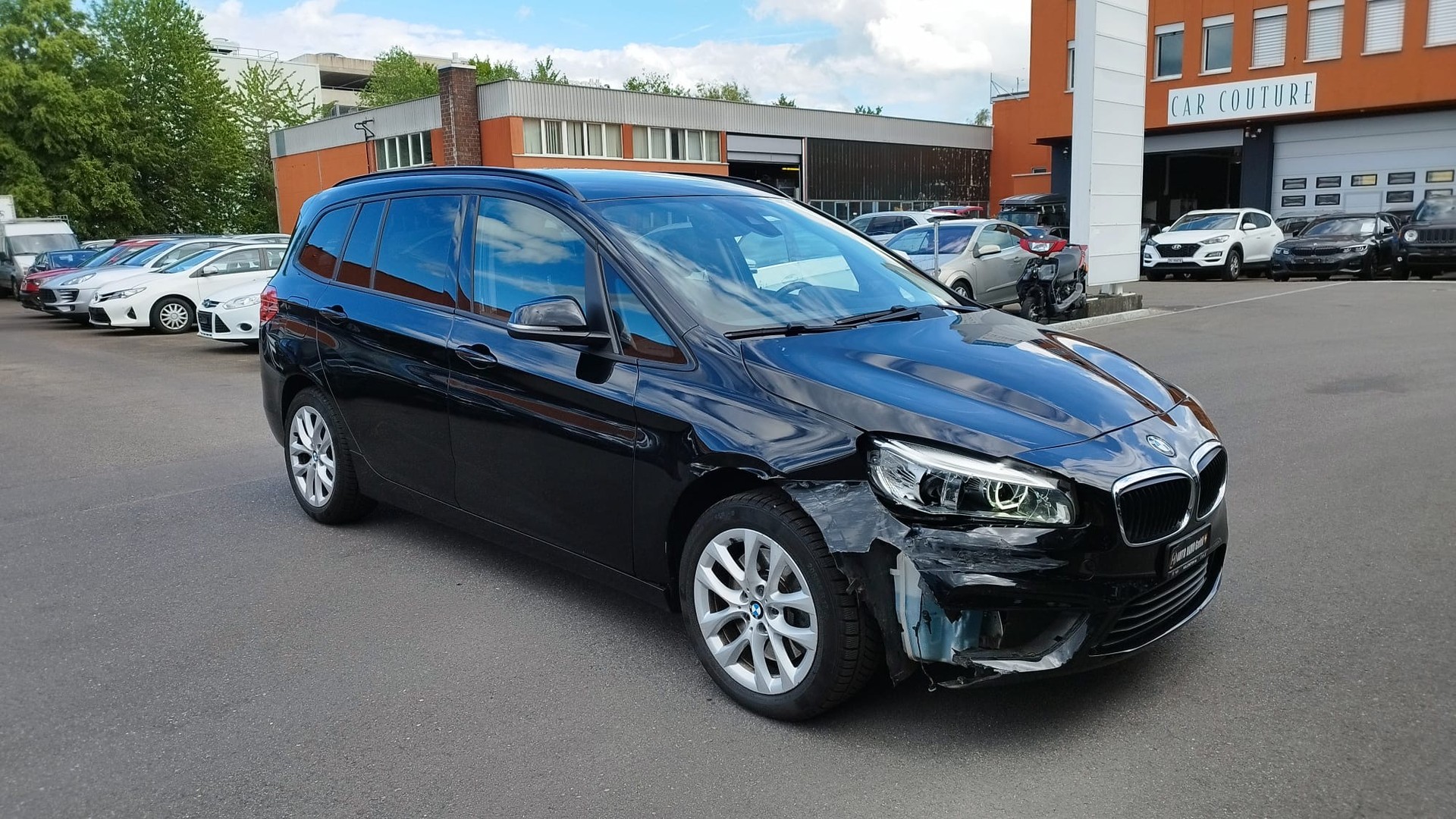 BMW 220d xDrive Gran Tourer Steptronic-image-4