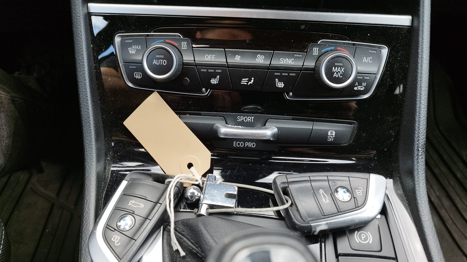 BMW 220d xDrive Gran Tourer Steptronic-image-13