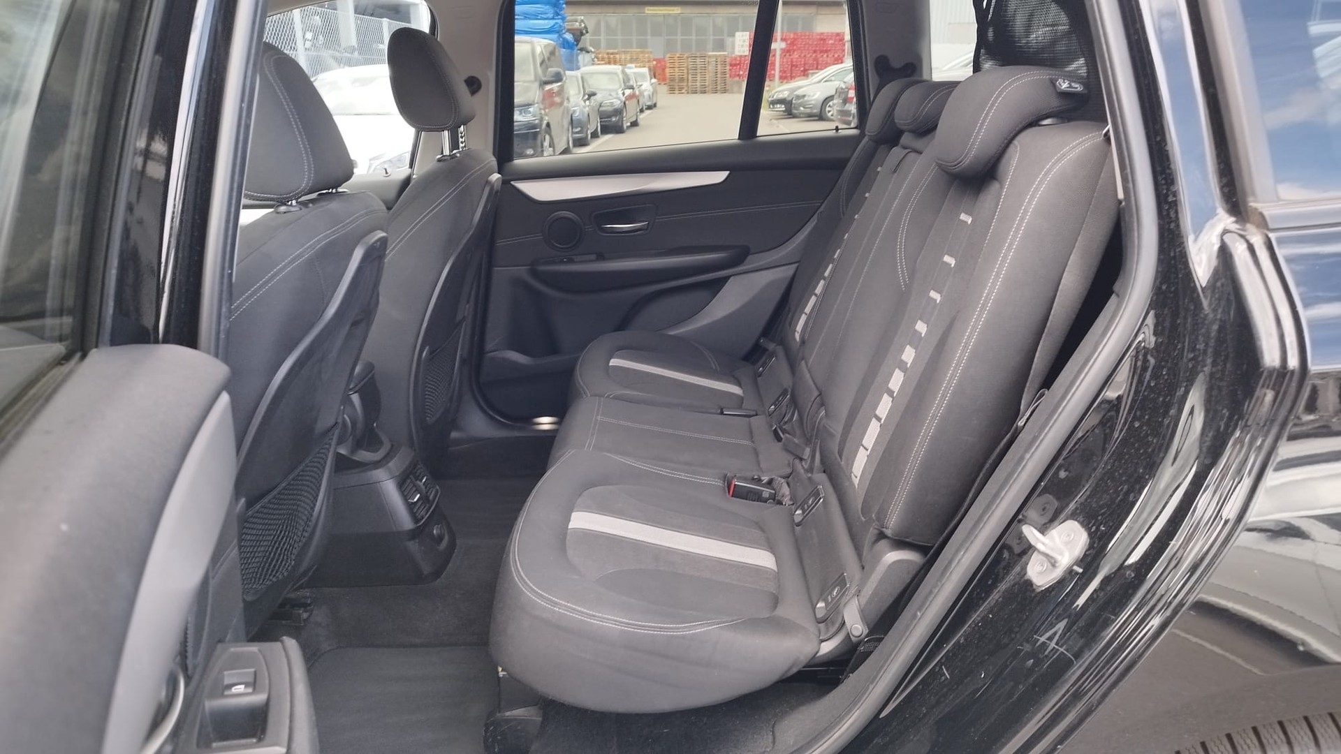 BMW 220d xDrive Gran Tourer Steptronic-image-8