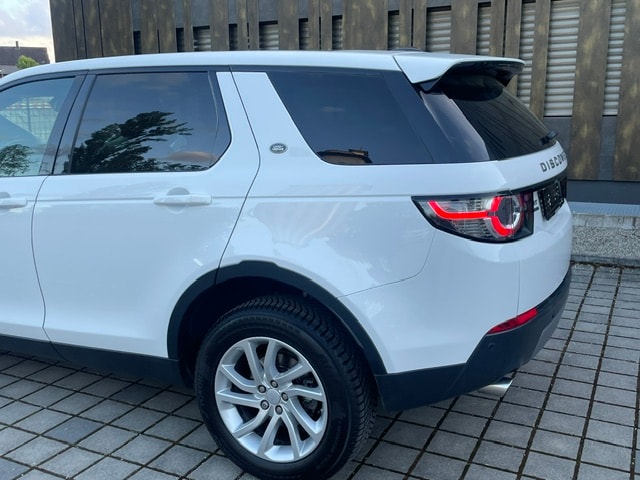 LAND ROVER Discovery Sport 2.2TD4 SE AT9-image-7