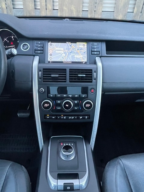 LAND ROVER Discovery Sport 2.2TD4 SE AT9-image-19
