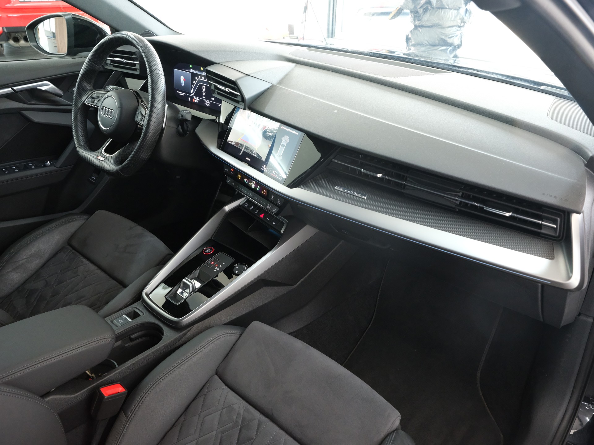 AUDI RS3 Sportback 2.5 TSI quattro S-tronic * RS Abgassanlage* *Carplay* *RS Performance*-image-13