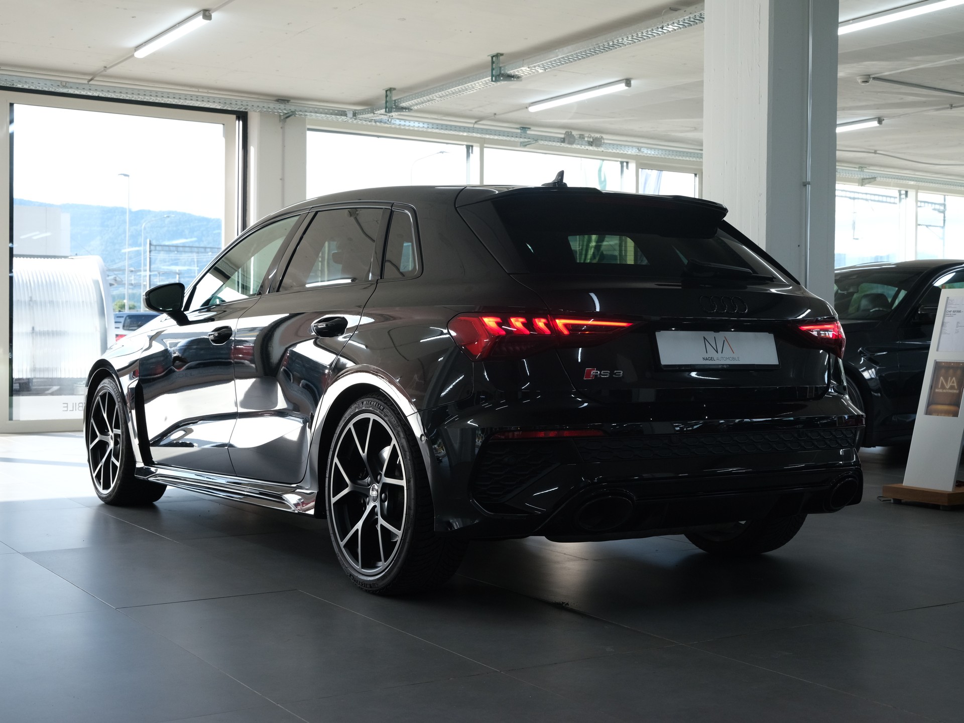 AUDI RS3 Sportback 2.5 TSI quattro S-tronic * RS Abgassanlage* *Carplay* *RS Performance*-image-4