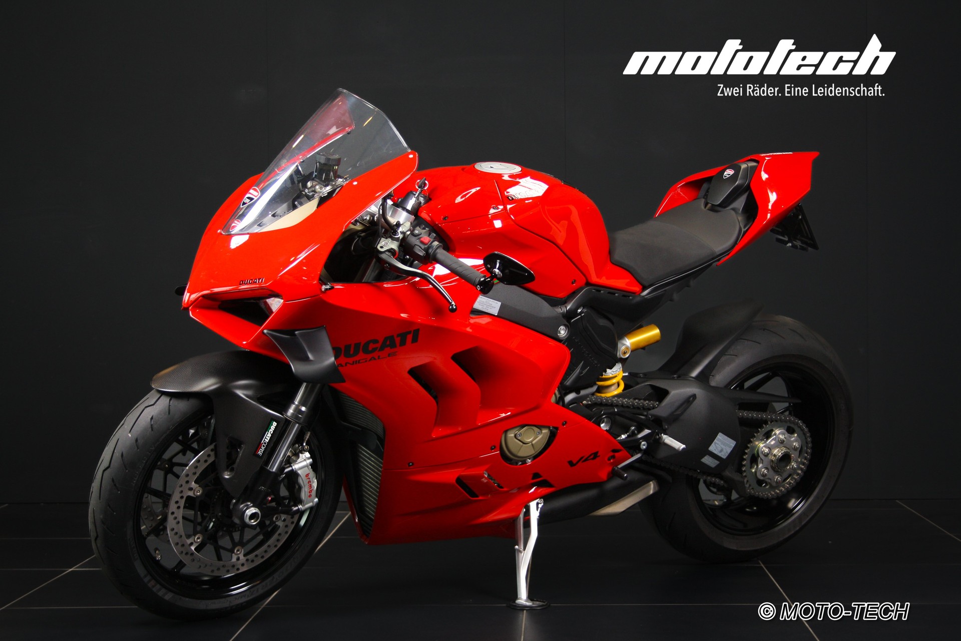 DUCATI Panigale V4-image-5