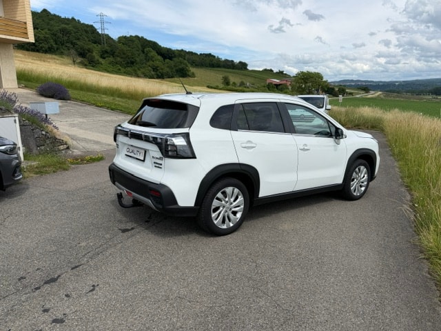 SUZUKI SX4 S-Cross 1.4 16V Swiss Edition Hybrid 4WD Automatic-image-1