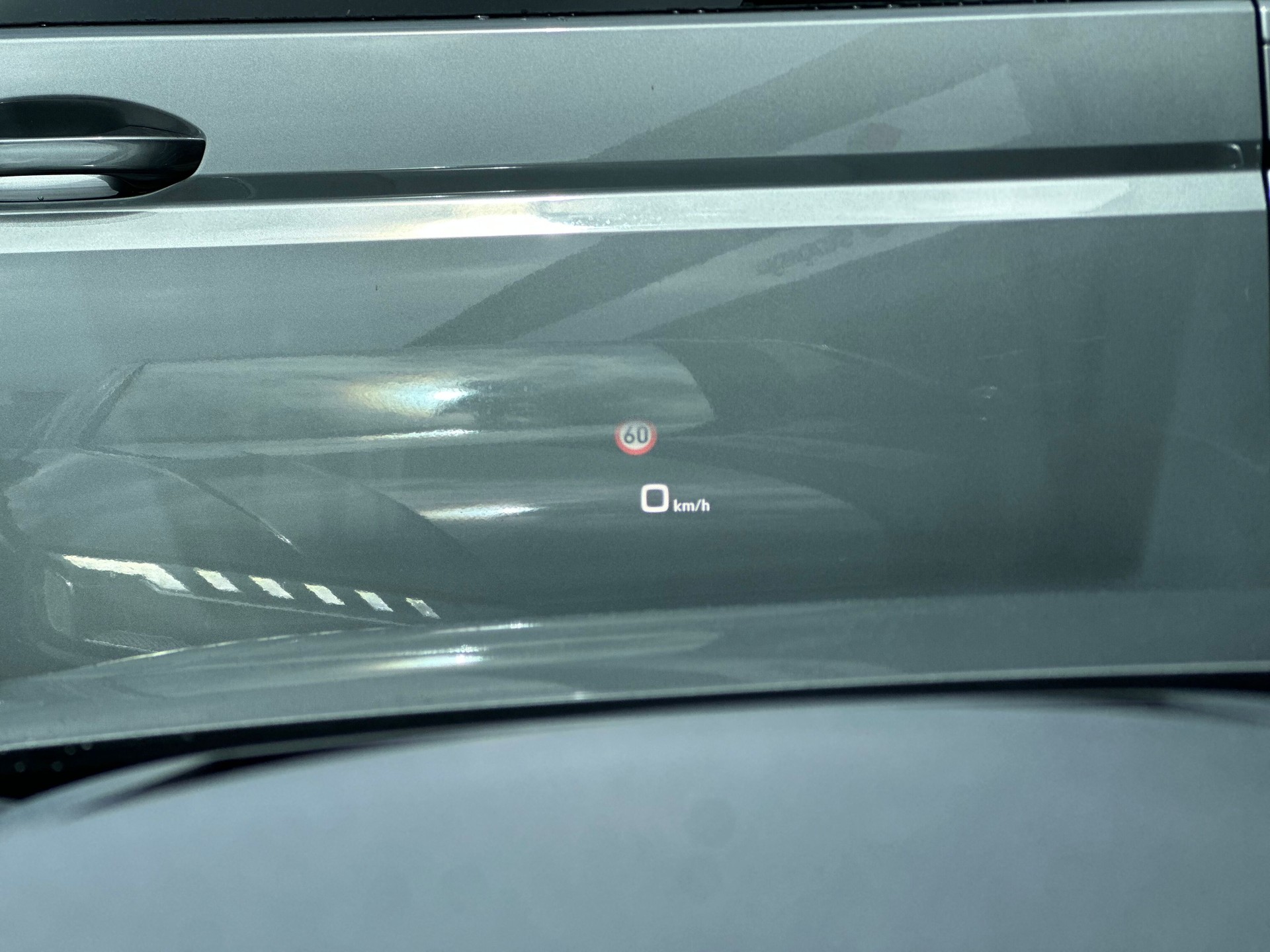 AUDI A4 Avant 40 TDI S line Attraction quattro S-tronic-image-15