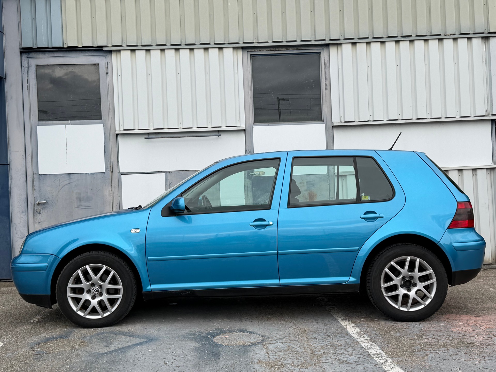 VW TDI 1.9 Pacific 130 cv boîte Automatique-showroom-element-2