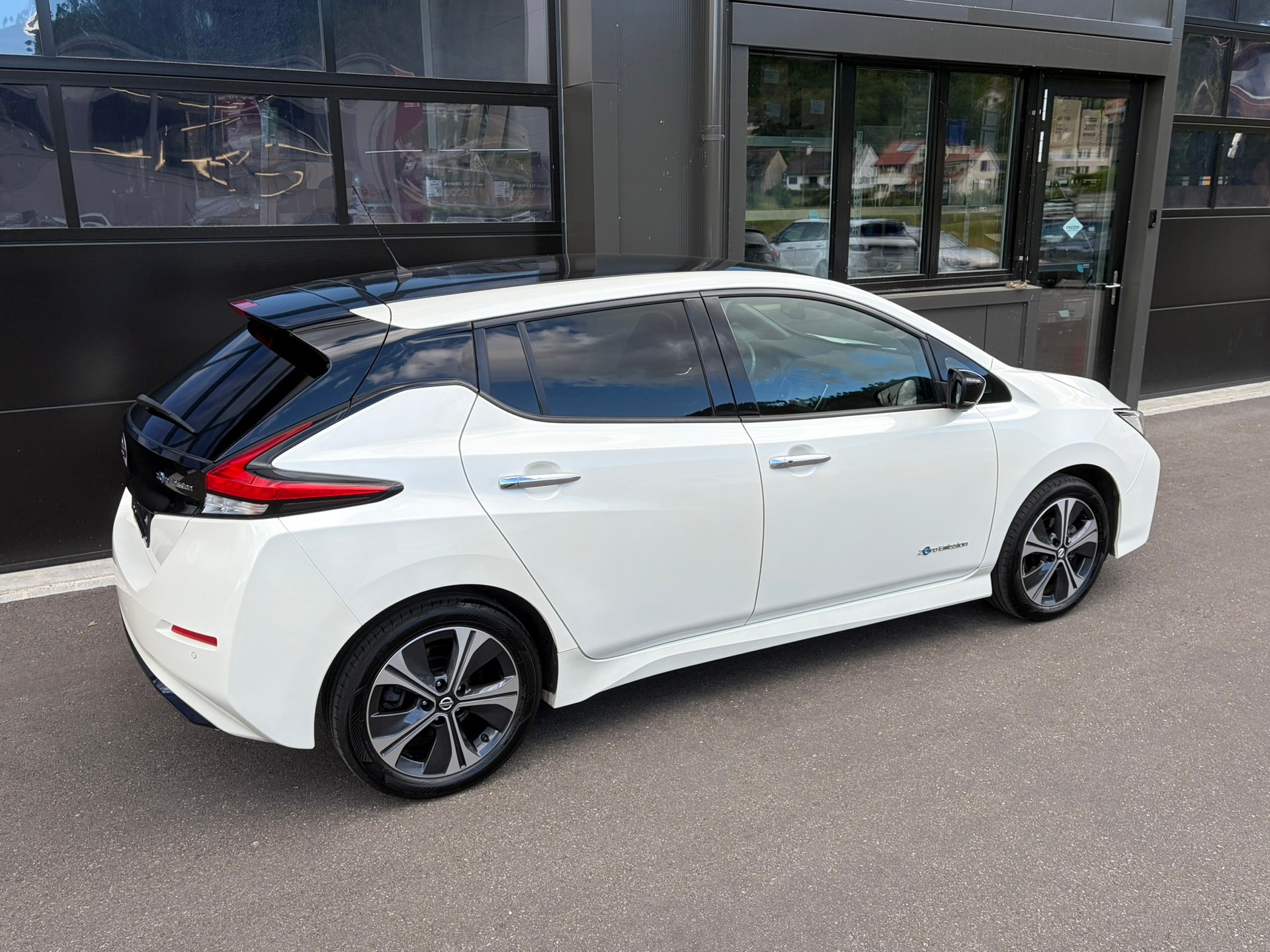 NISSAN Leaf N-Connecta (incl. battery)-image-7