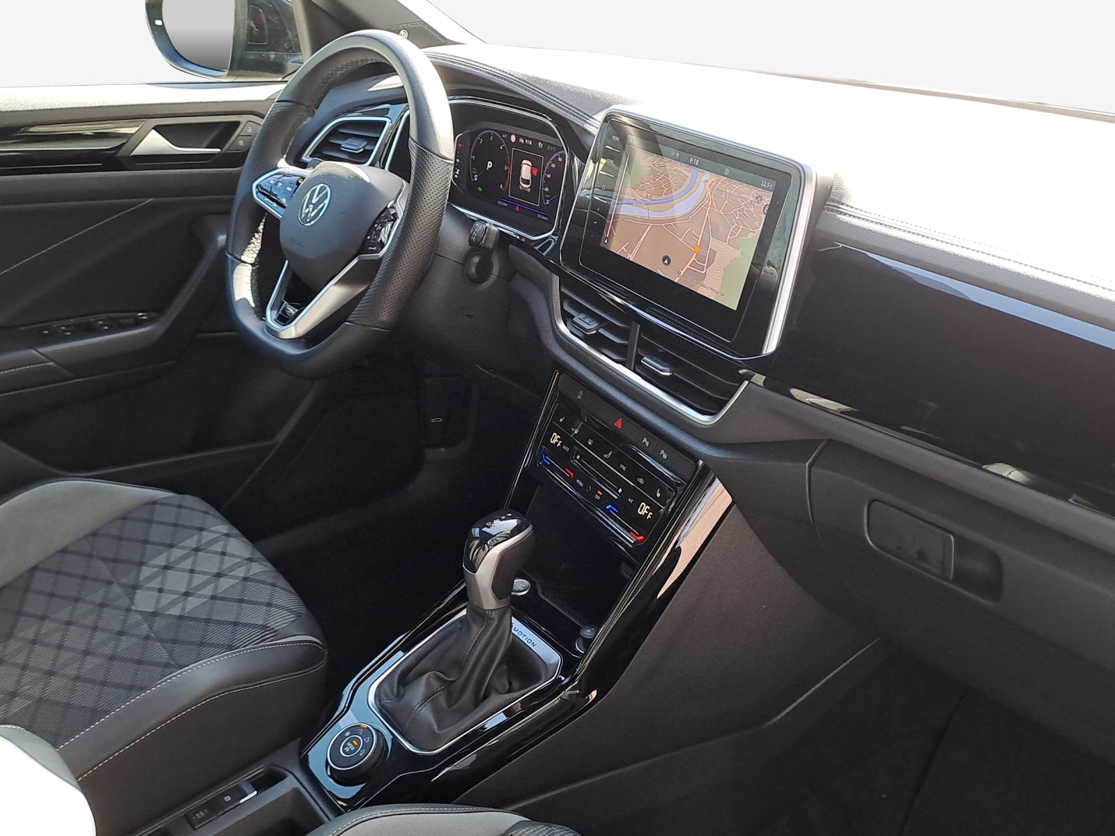 VW T-Roc 2.0 TDI SCR R-Line 4Motion DSG-image-15