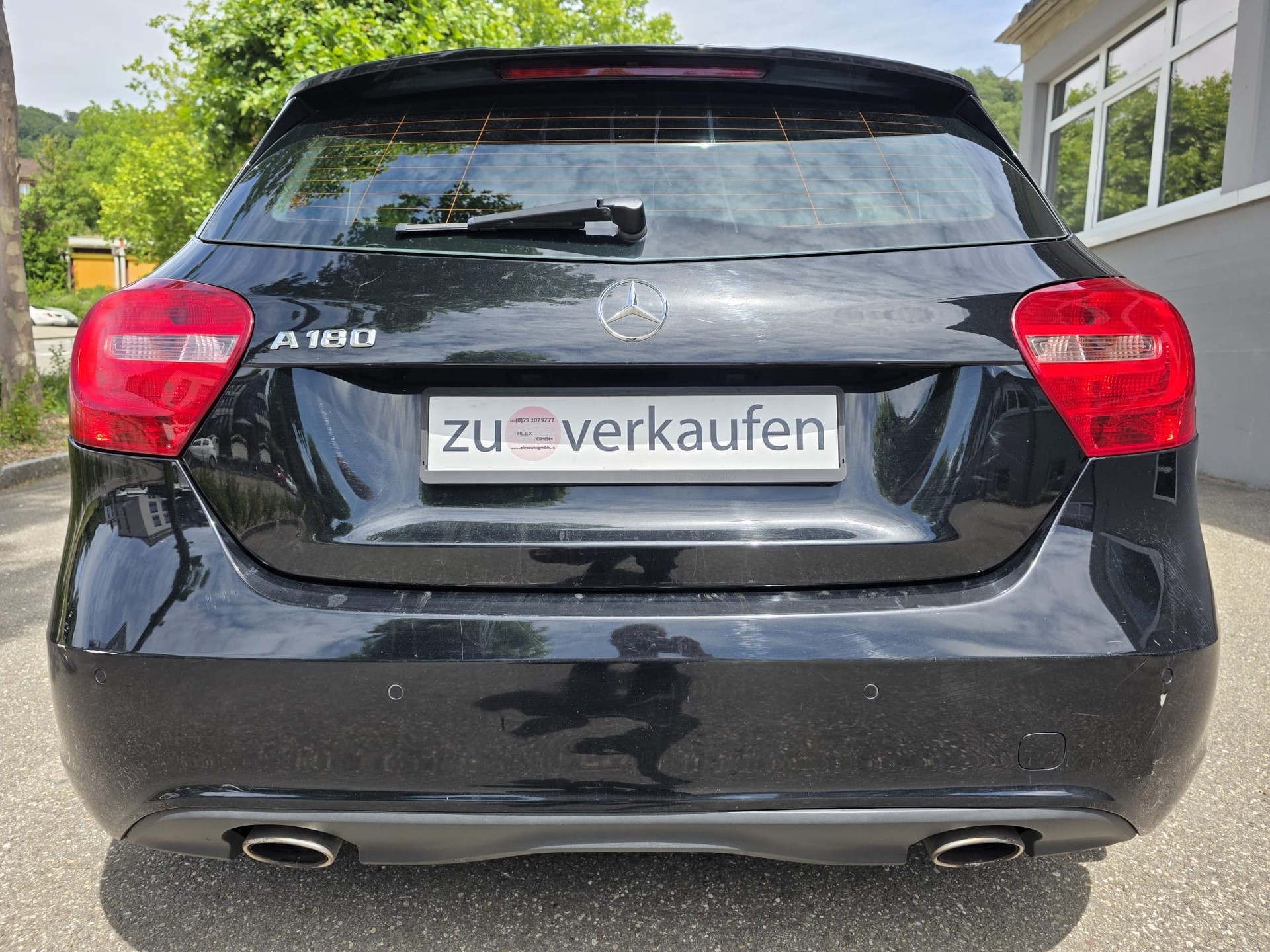 MERCEDES-BENZ A 180 Urban 7G-DCT-image-4