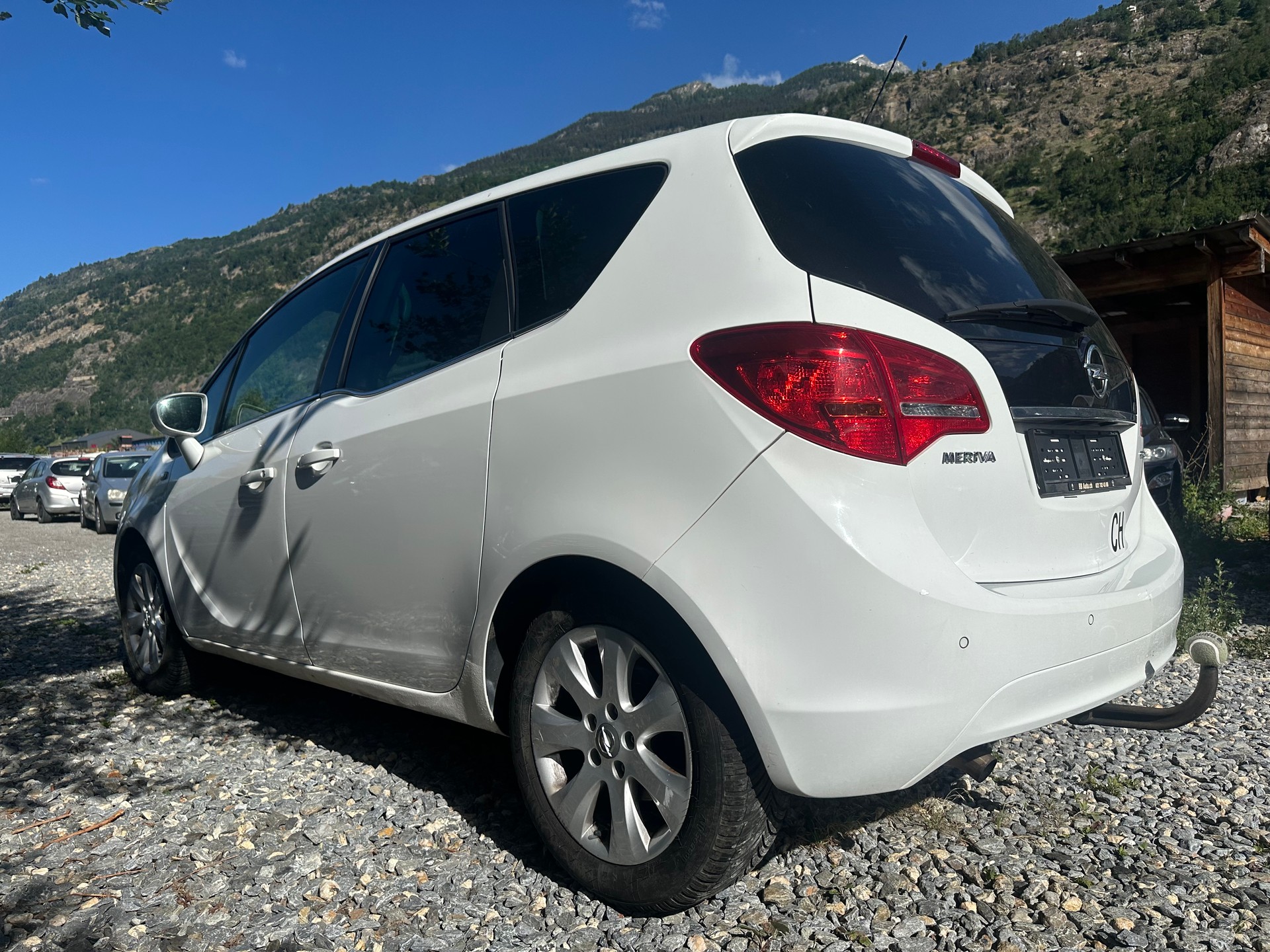 OPEL Meriva 1.6 CDTi Midnight Edition-image-6
