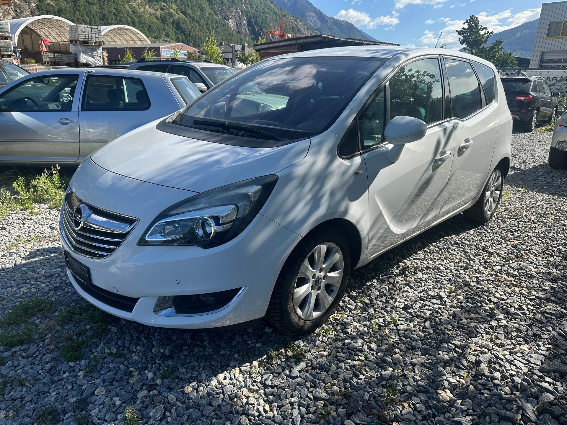 OPEL Meriva 1.6 CDTi Midnight Edition-image-8
