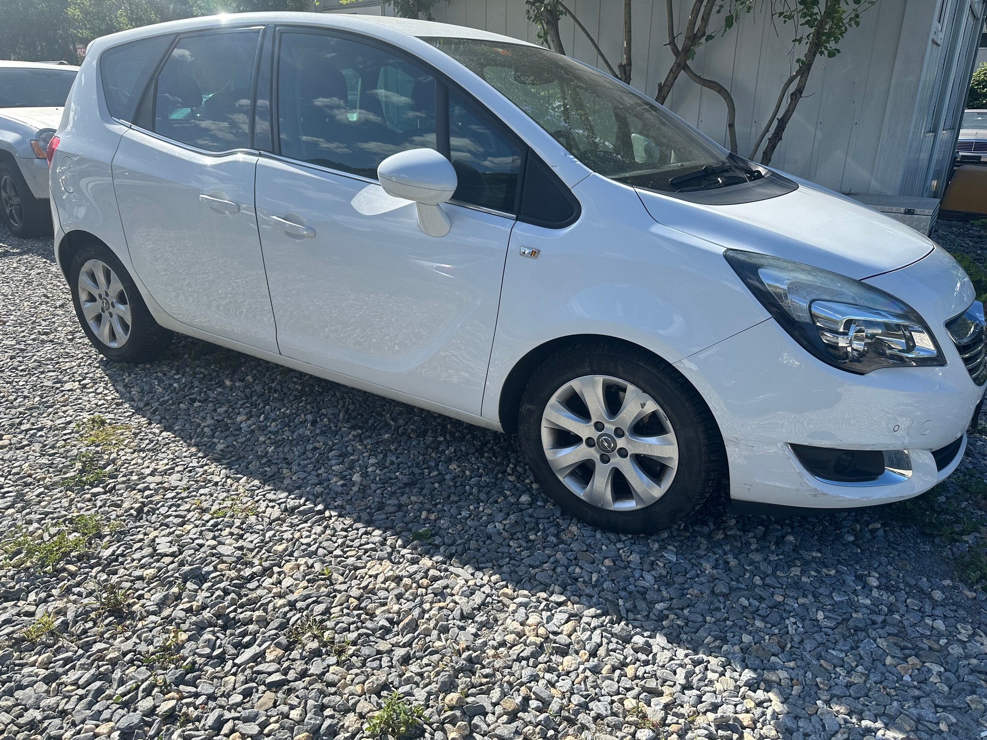 OPEL Meriva 1.6 CDTi Midnight Edition-image-2