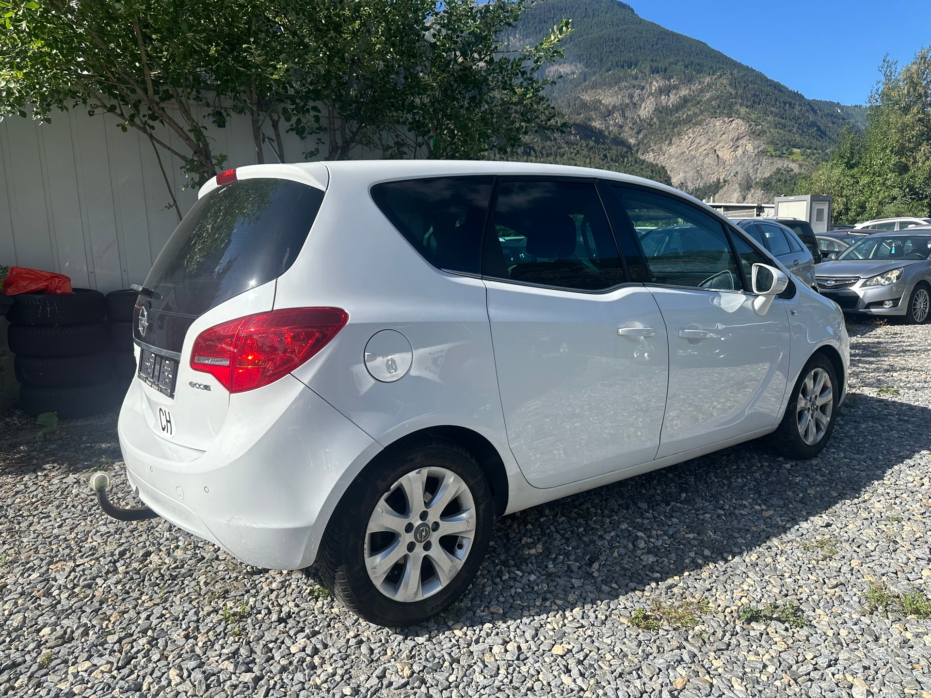 OPEL Meriva 1.6 CDTi Midnight Edition-image-1