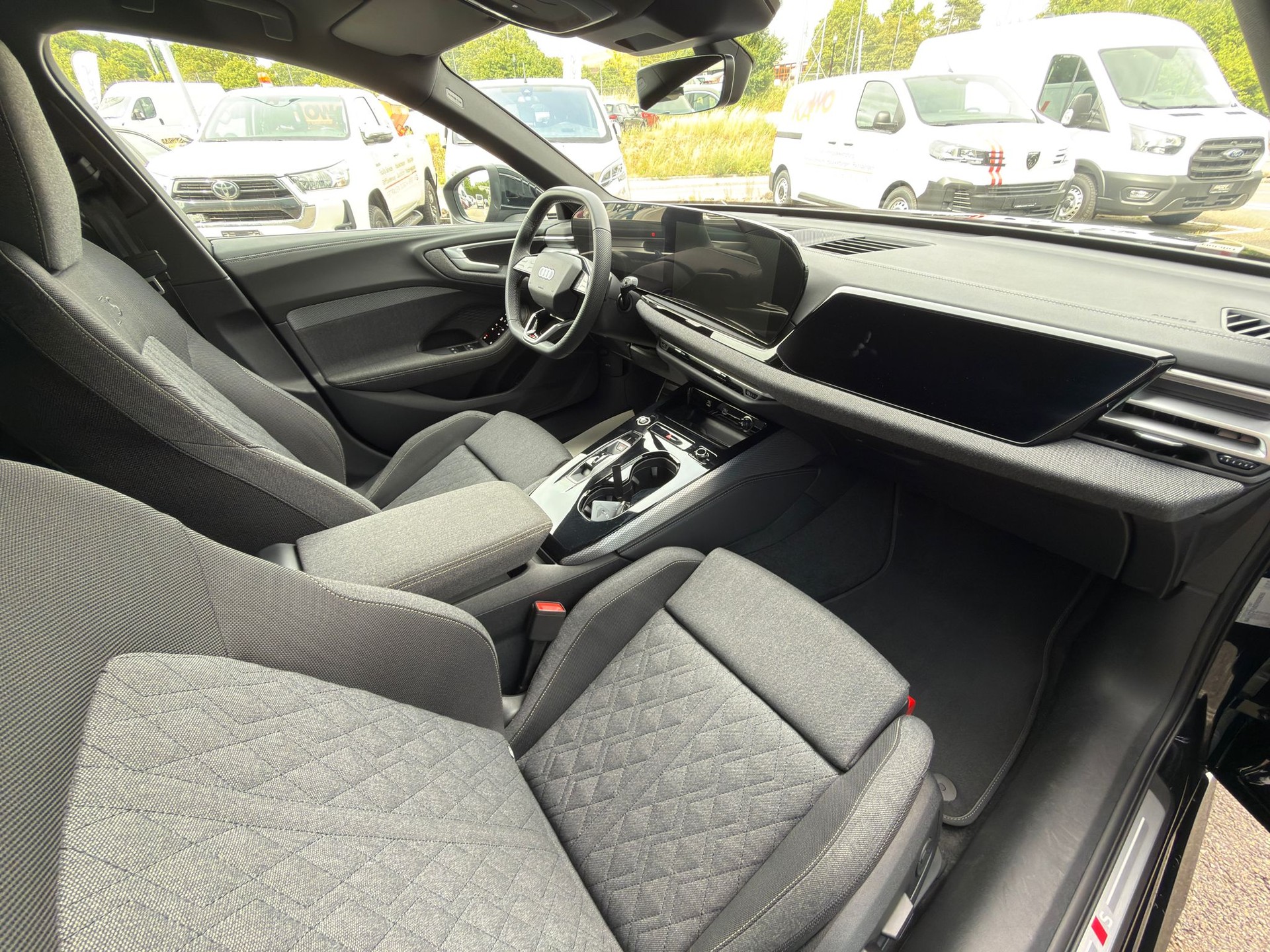 AUDI A5 Avant TFSI quattro 150 kW S tronic-image-8