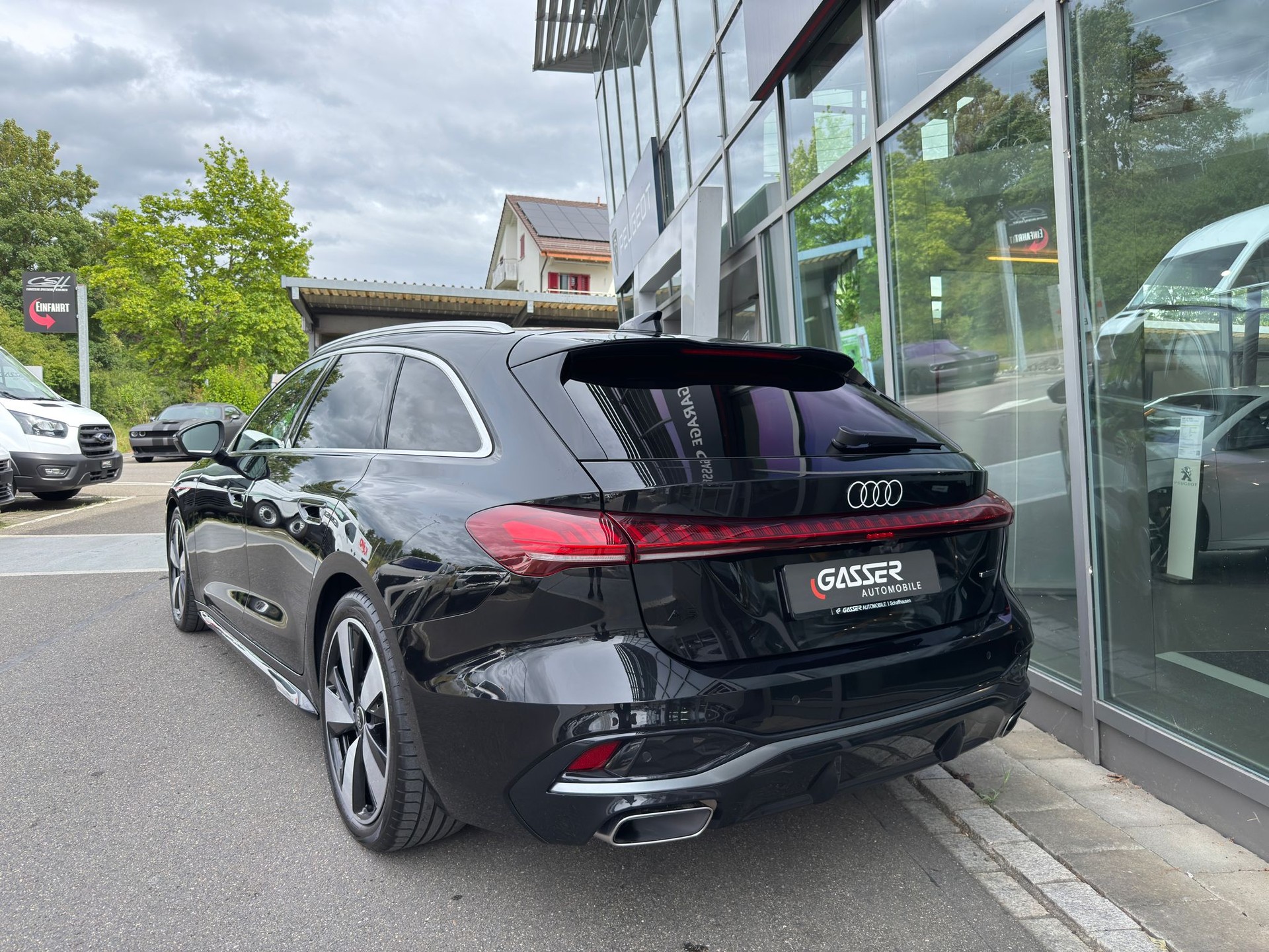 AUDI A5 Avant TFSI quattro 150 kW S tronic-image-2