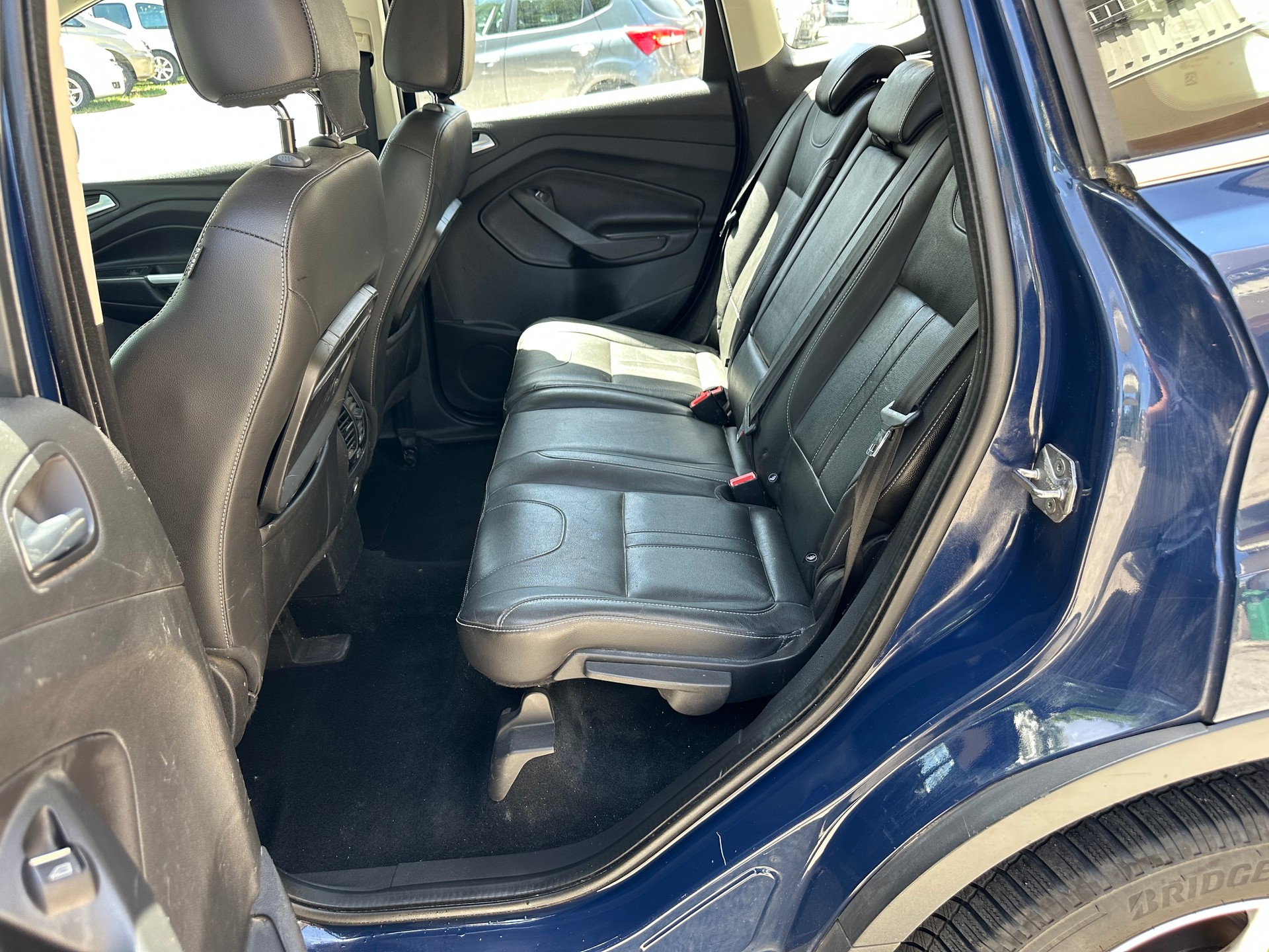 FORD Kuga 1.6 SCTi Carving 4WD Automatic-image-7