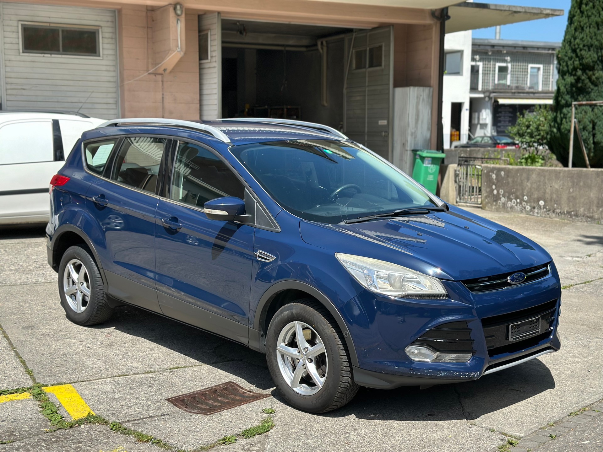 FORD Kuga 1.6 SCTi Carving 4WD Automatic-image-1