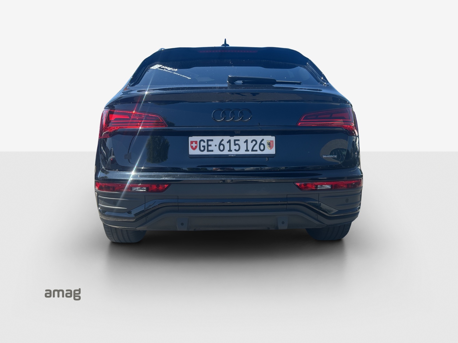 AUDI Q5 Sportback 40 TDI Blackedition quattro S-tronic-showroom-element-3