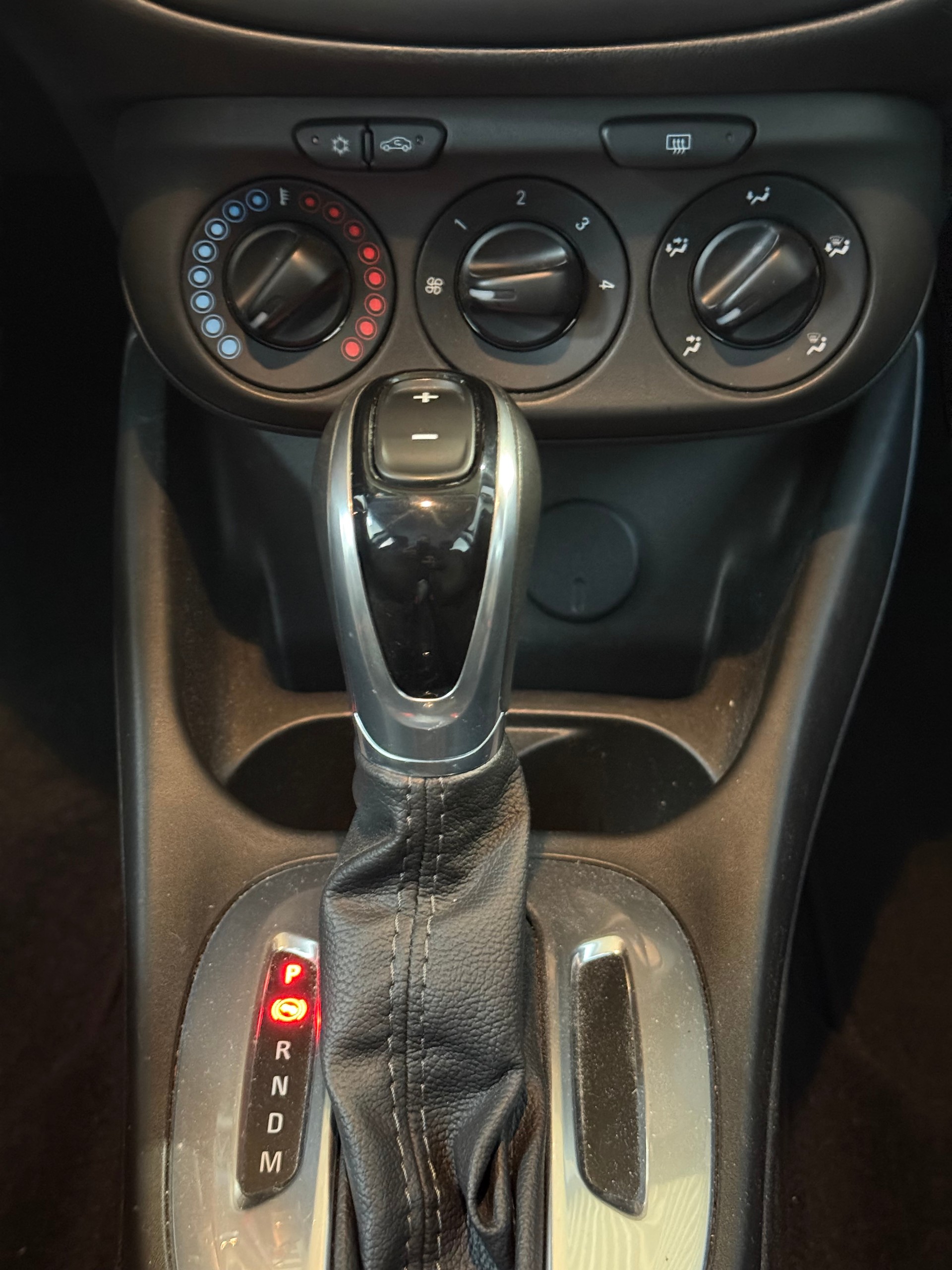 OPEL Corsa 1.4 TP Active Automatic-image-11