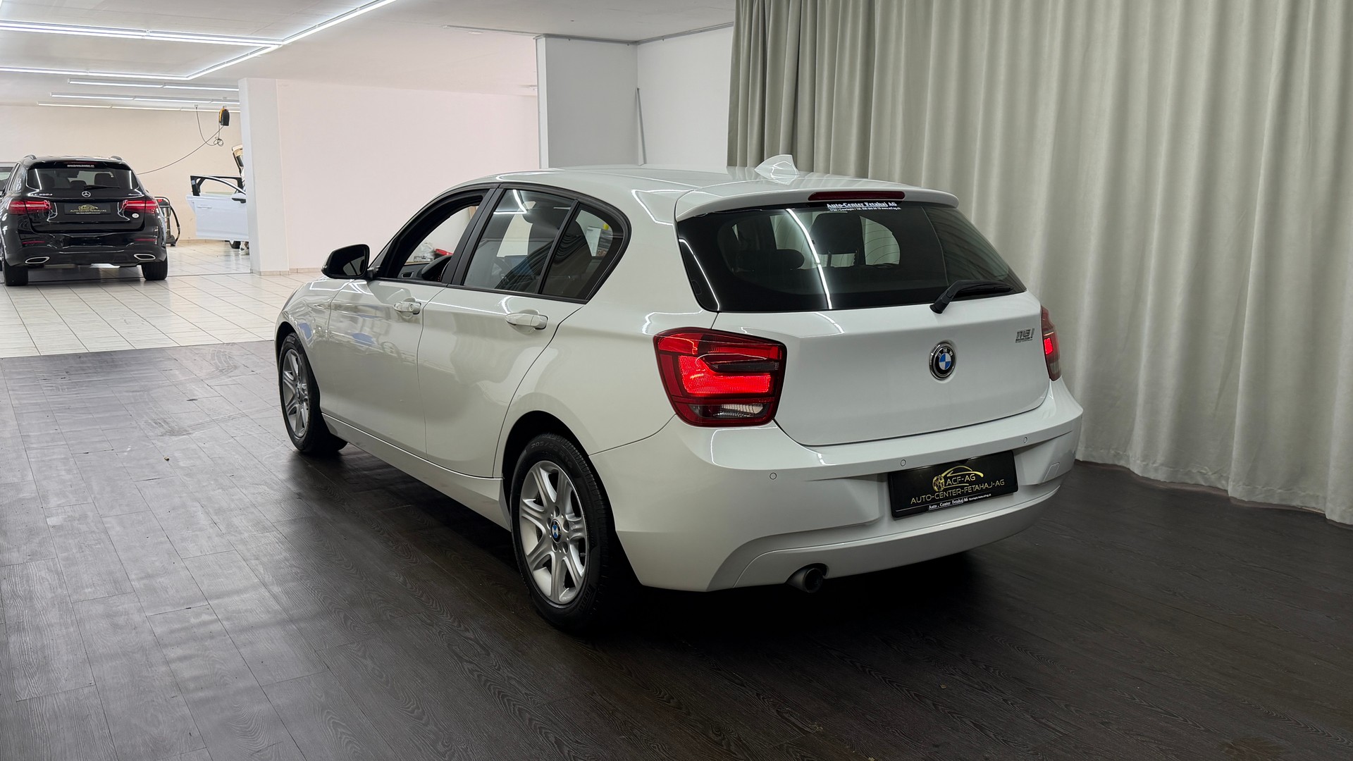 BMW 116i Steptronic-image-5