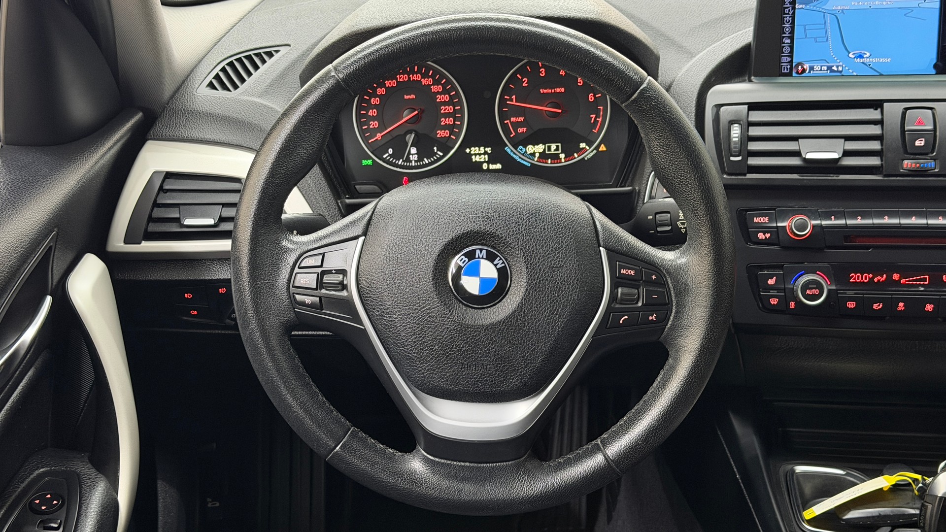 BMW 116i Steptronic-image-8