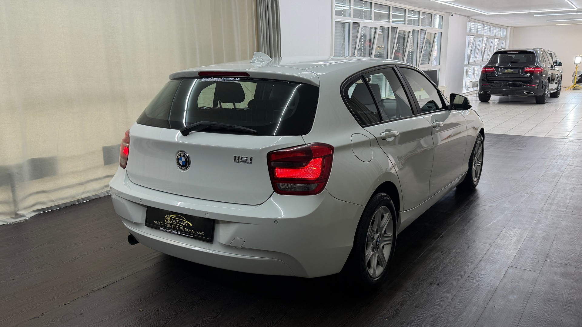 BMW 116i Steptronic-image-3