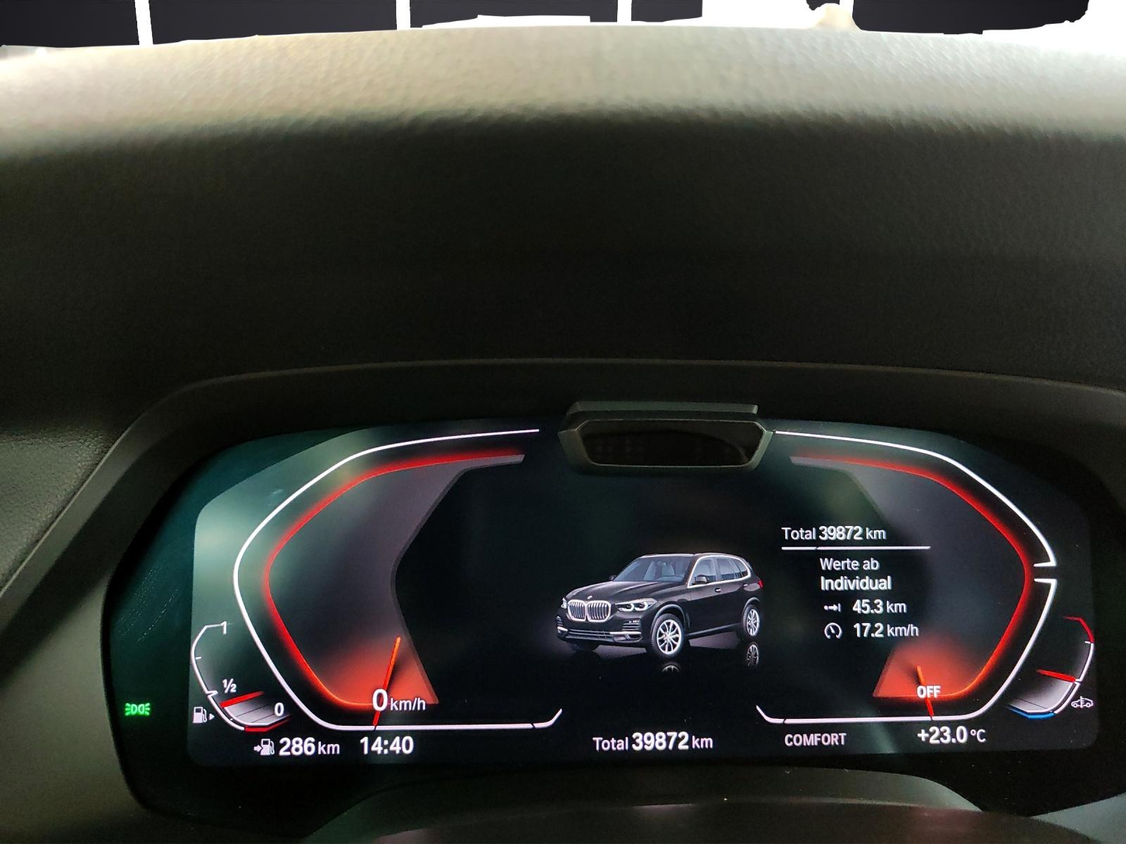 BMW X5 40i xDrive SAG 7-Platz-image-10