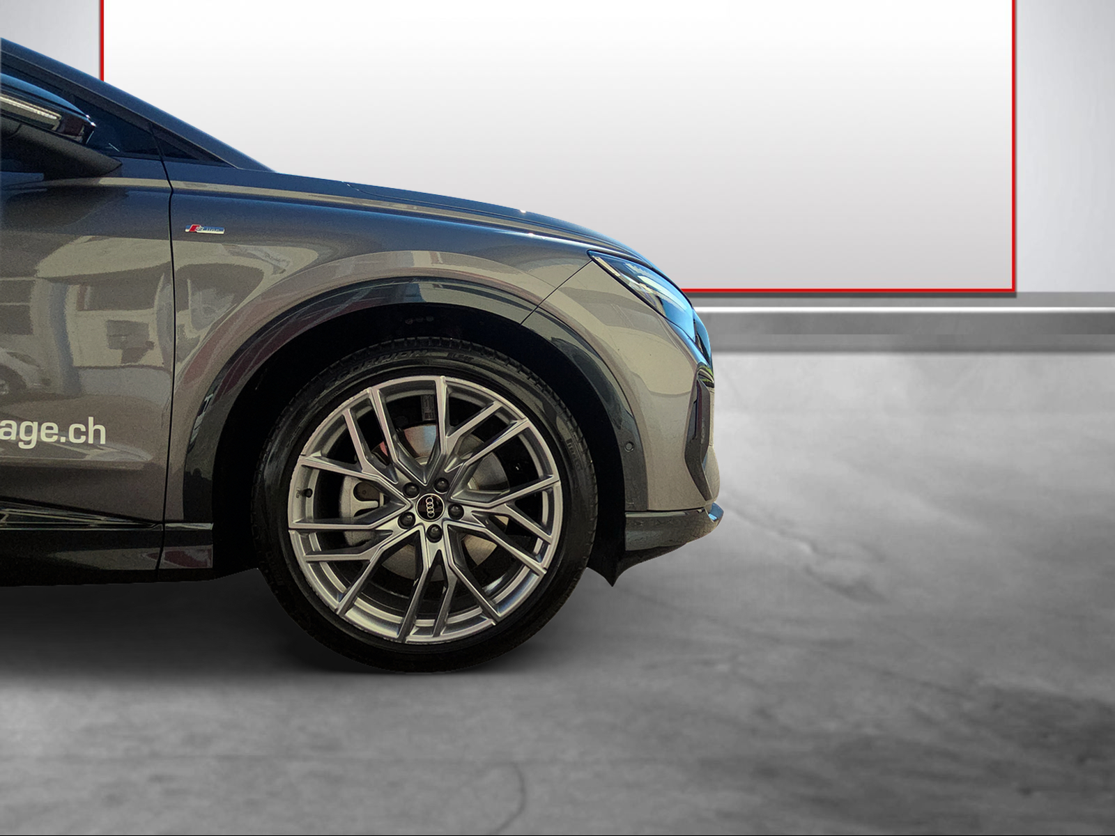 AUDI Q4 e-tron 45 Edition Swiss Ski quattro-image-14