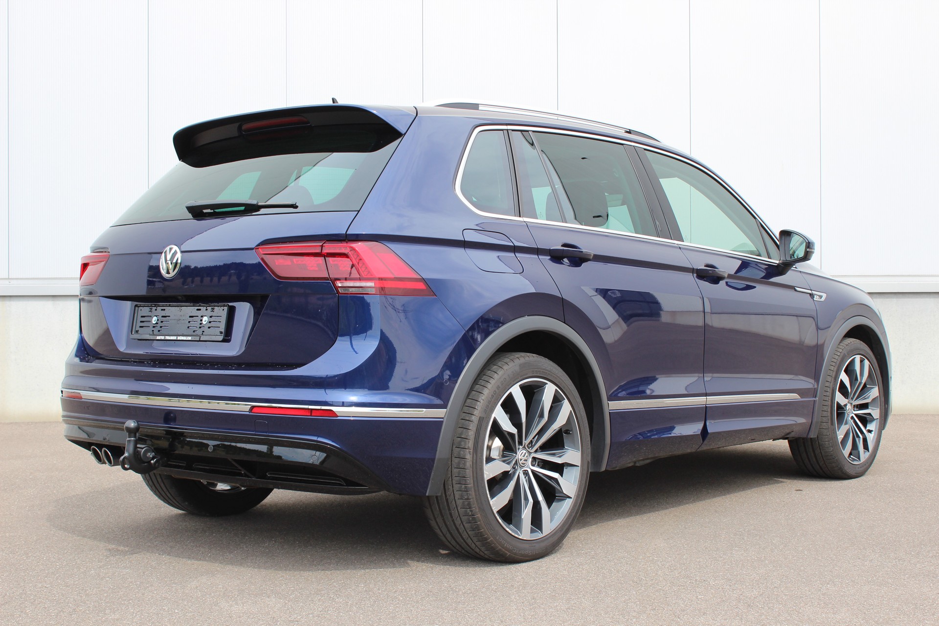 VW Tiguan 2.0 TDI SCR Highline 4Motion DSG-image-3