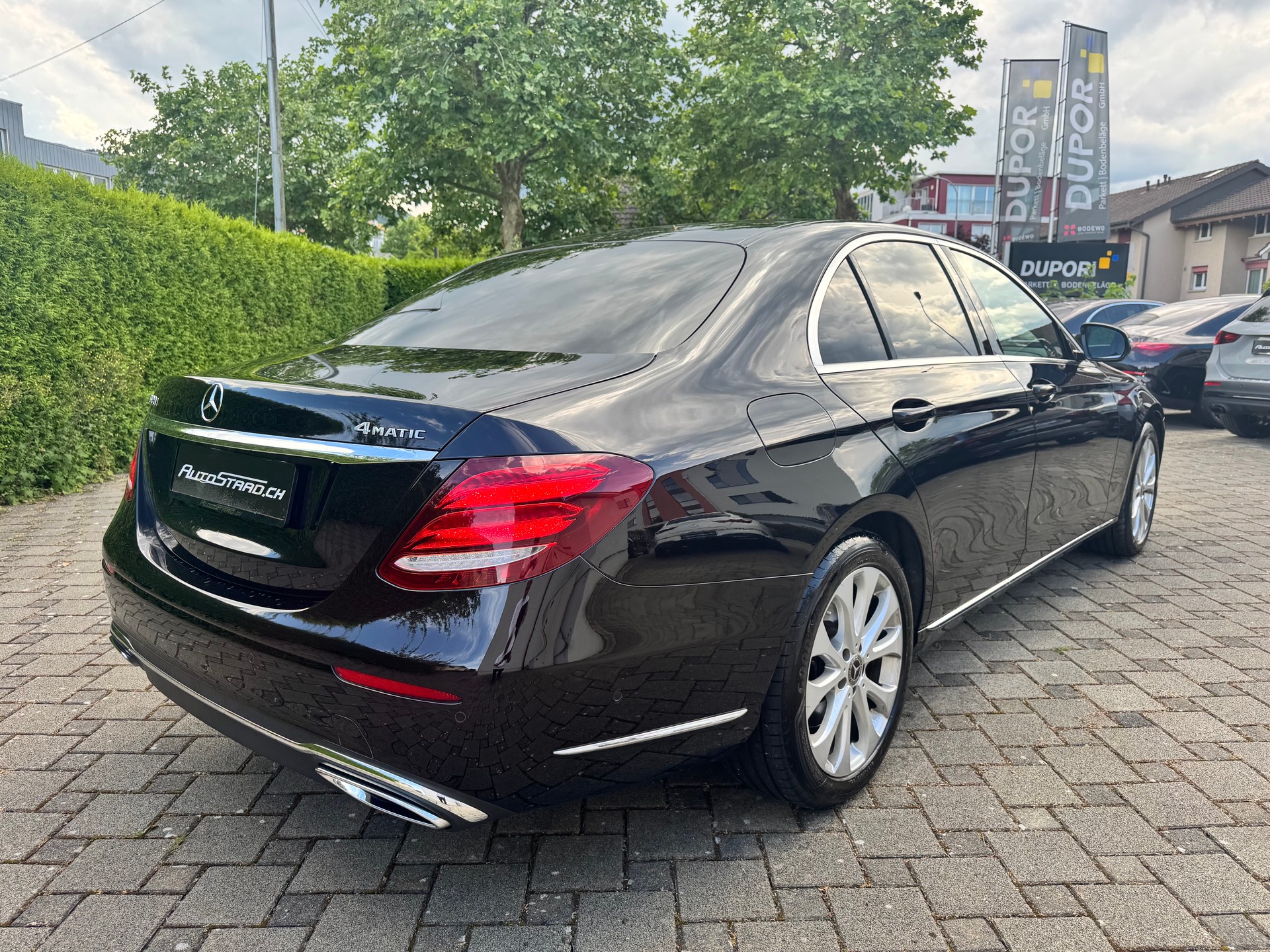 MERCEDES-BENZ E 350 d Avantgarde 4Matic 9G-Tronic-image-3