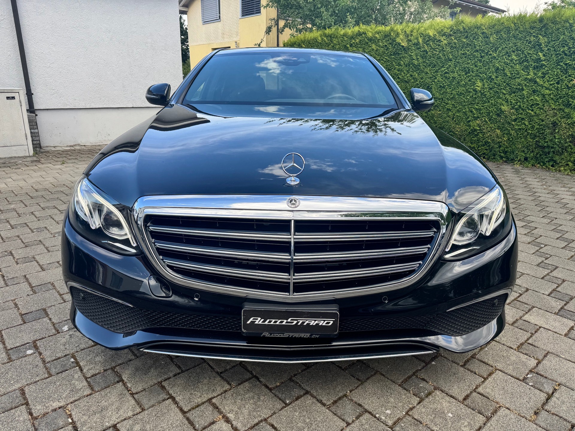 MERCEDES-BENZ E 350 d Avantgarde 4Matic 9G-Tronic-image-1