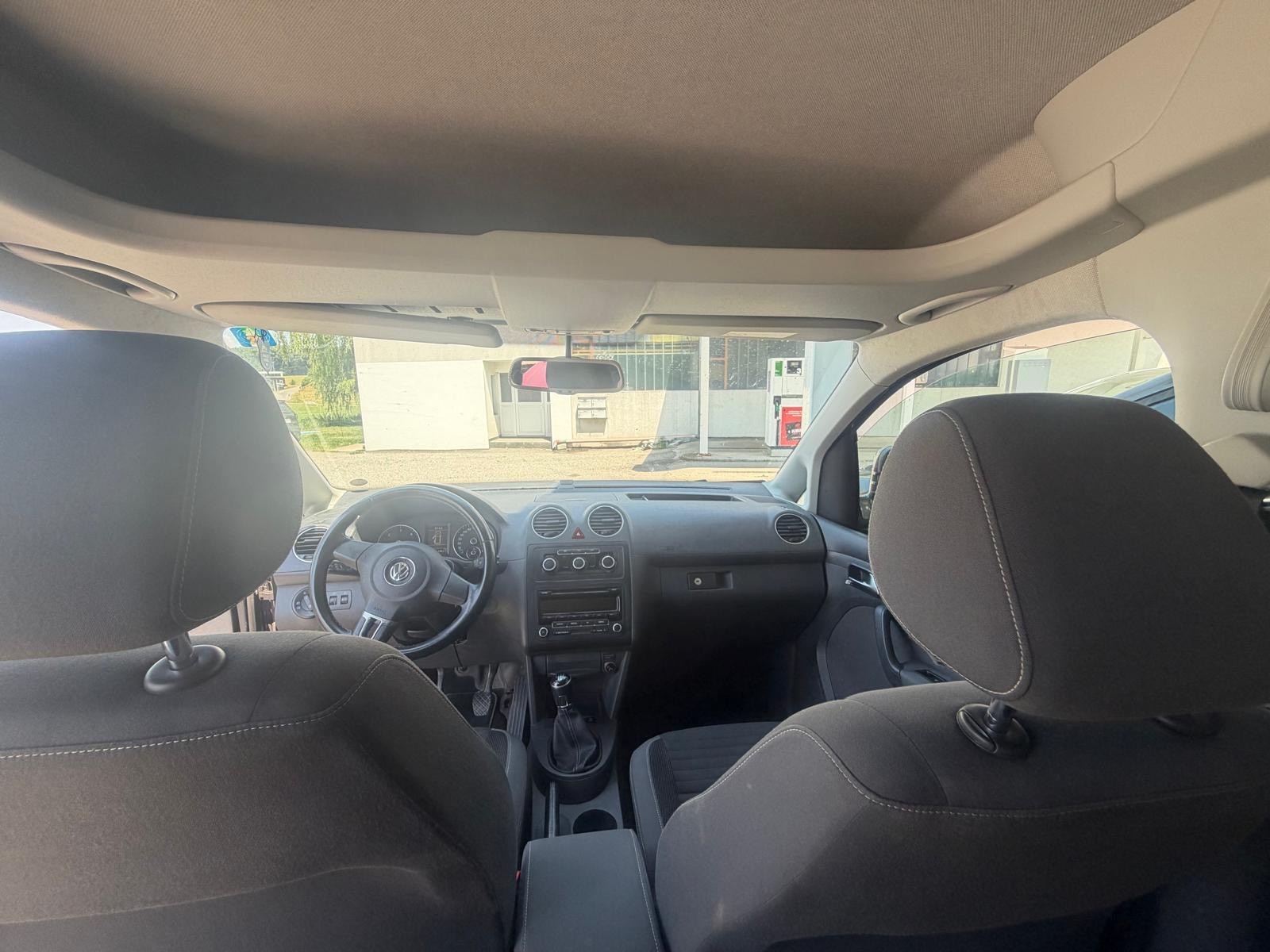 VW Caddy Maxi 1.6 TDI CR Blue Motion Family CUP-image-8
