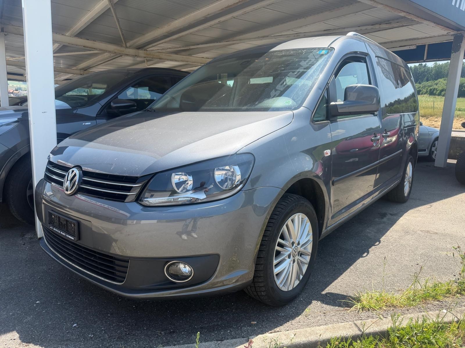 VW Caddy Maxi 1.6 TDI CR Blue Motion Family CUP-image-0