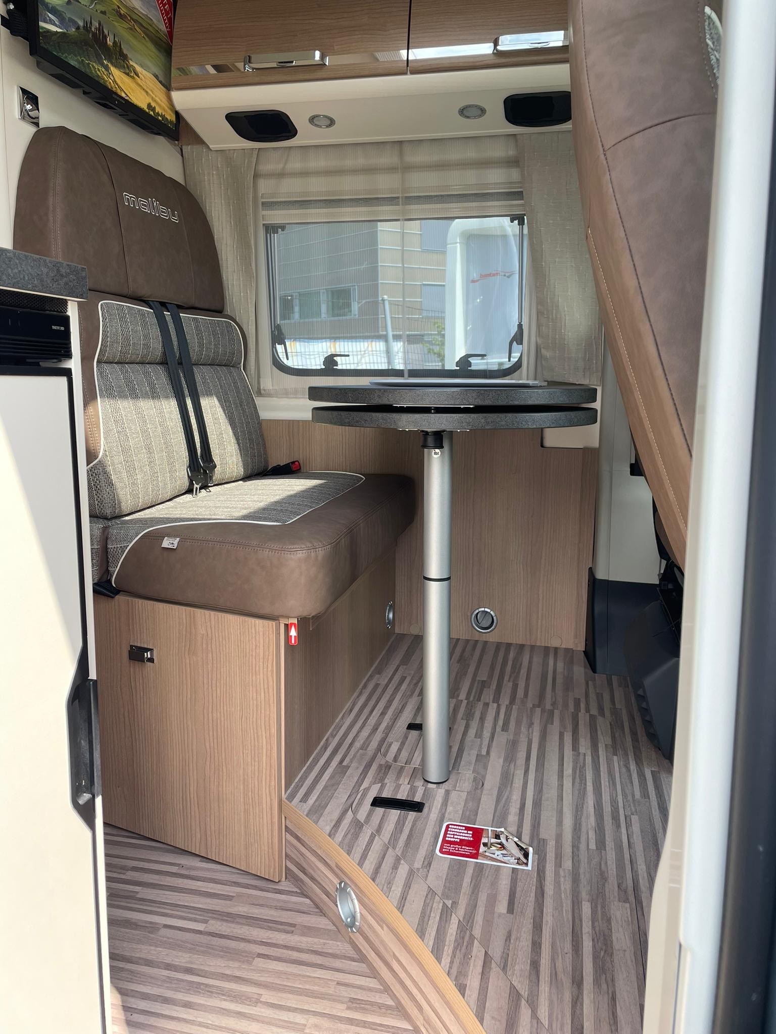 MALIBU 640 LE RB Coupe-image-2
