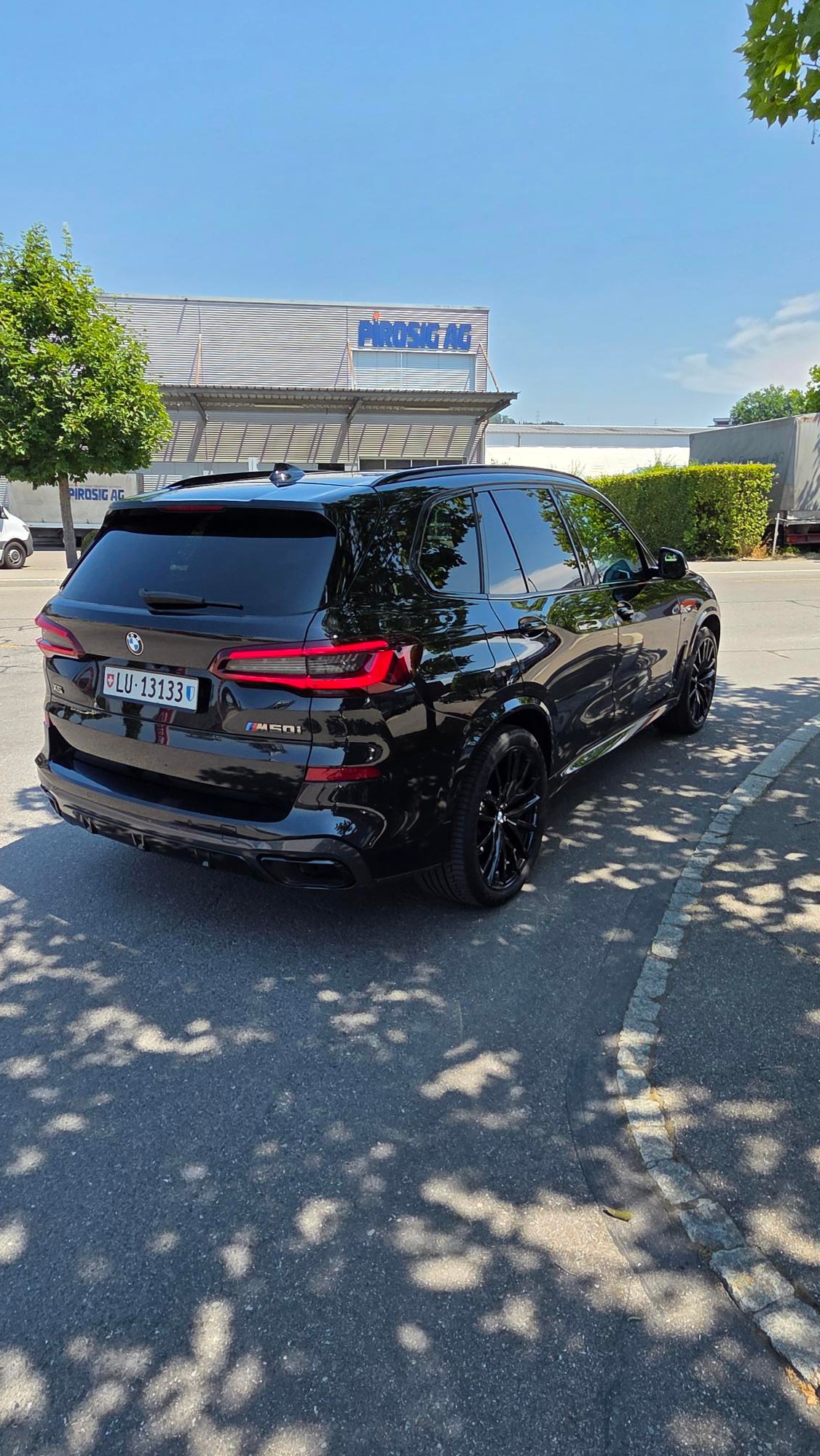 BMW M50i xDrive-image-6
