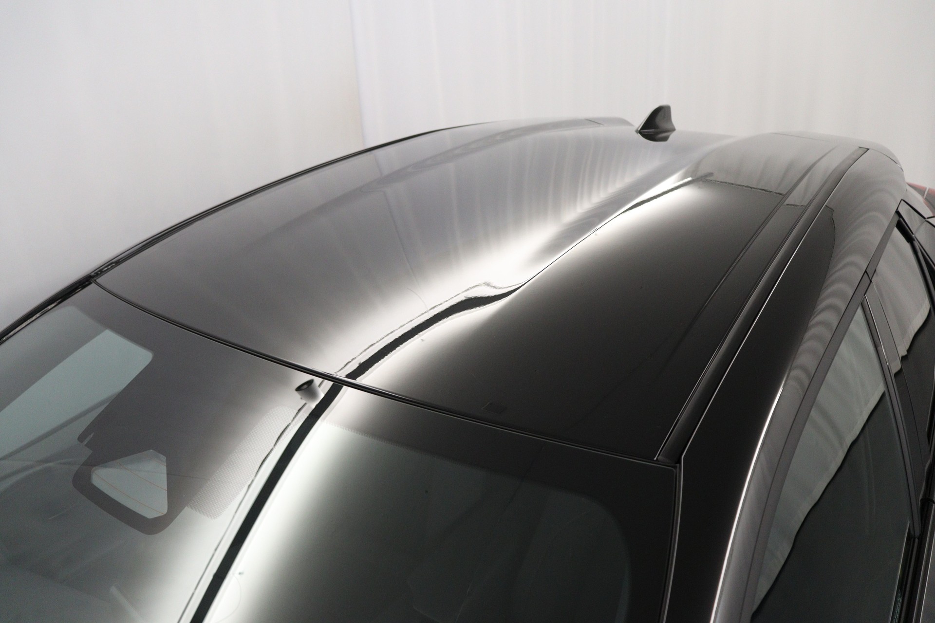 TOYOTA C-HR 2.0 PHEV Swiss Edition-image-7