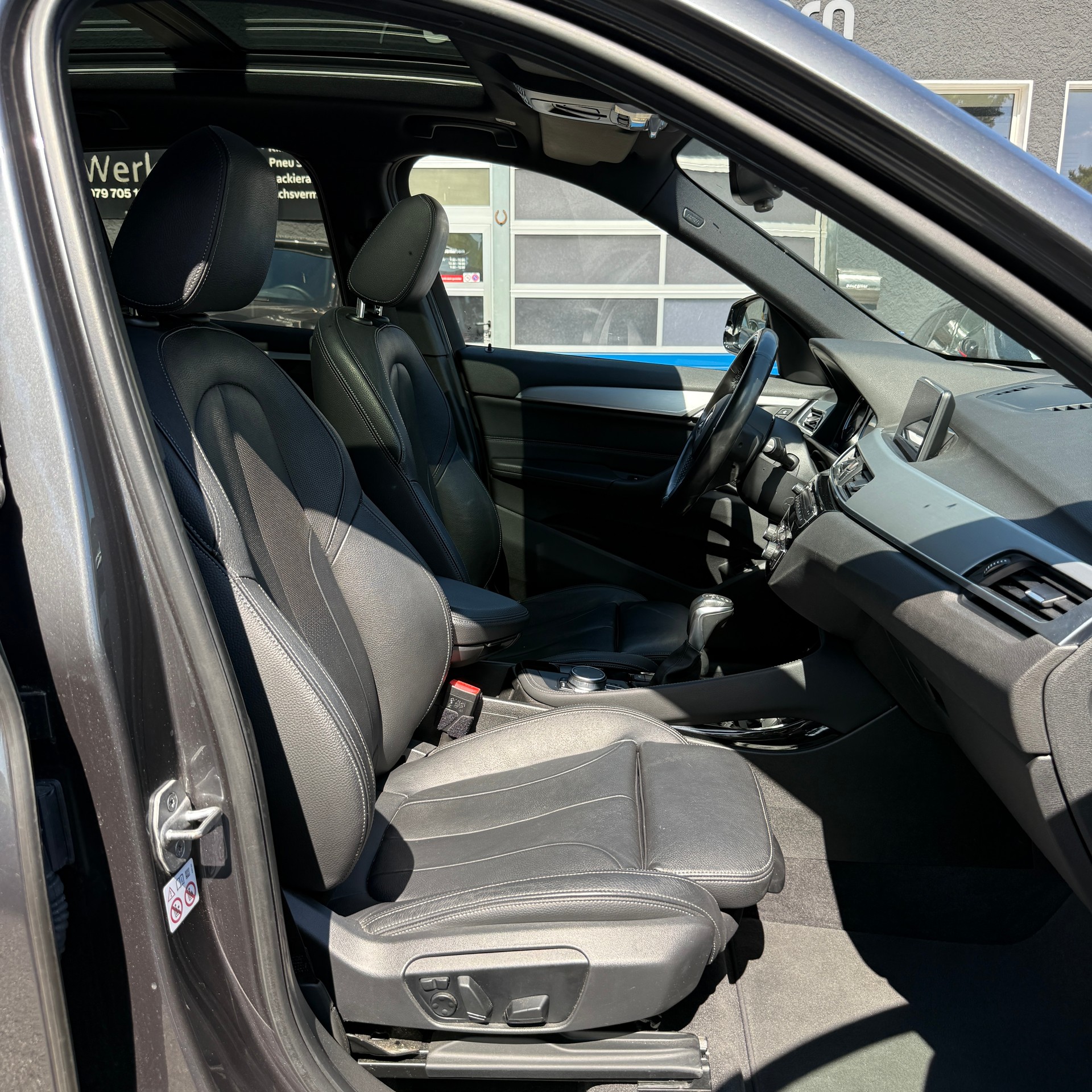 BMW X1 xDrive 25d M Sport Steptronic-image-11