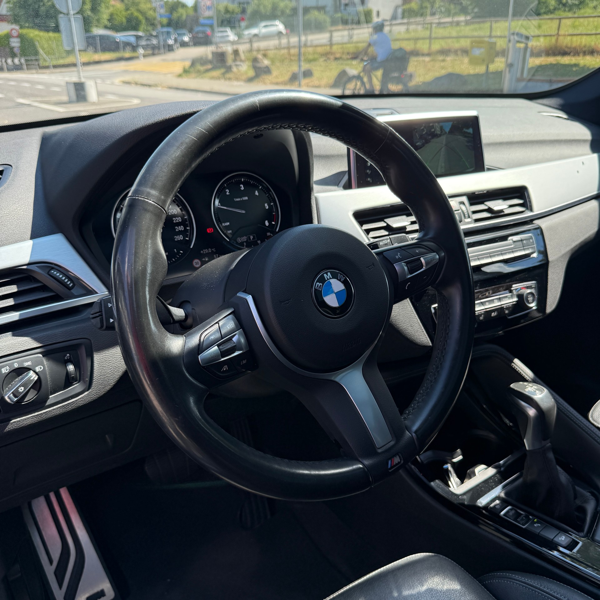 BMW X1 xDrive 25d M Sport Steptronic-image-9