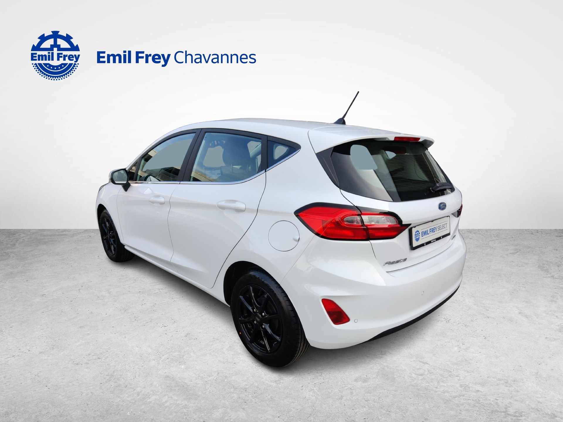 FORD Fiesta 1.0 EcoB Hybrid Titanium-image-2